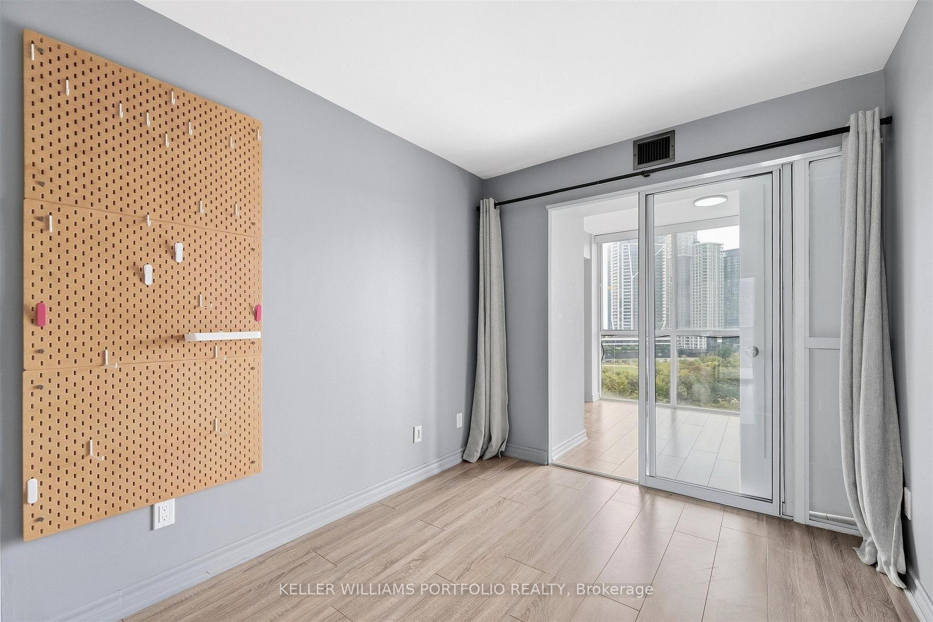 Photo 23 of Unit 1111, 801 King Street W, Toronto, Niagara — HOMEH