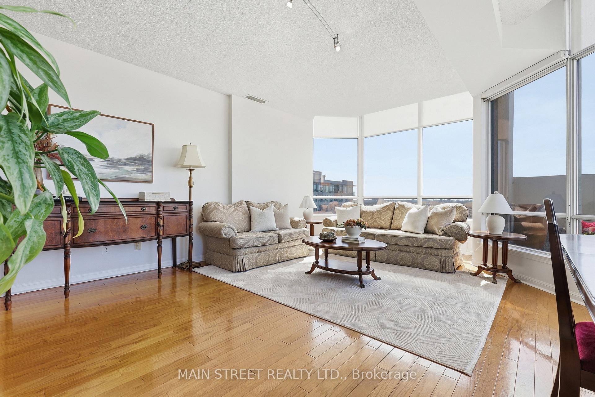 Photo 6 of Unit 1705, 110 Promenade Circle, Vaughan, Brownridge — HOMEH