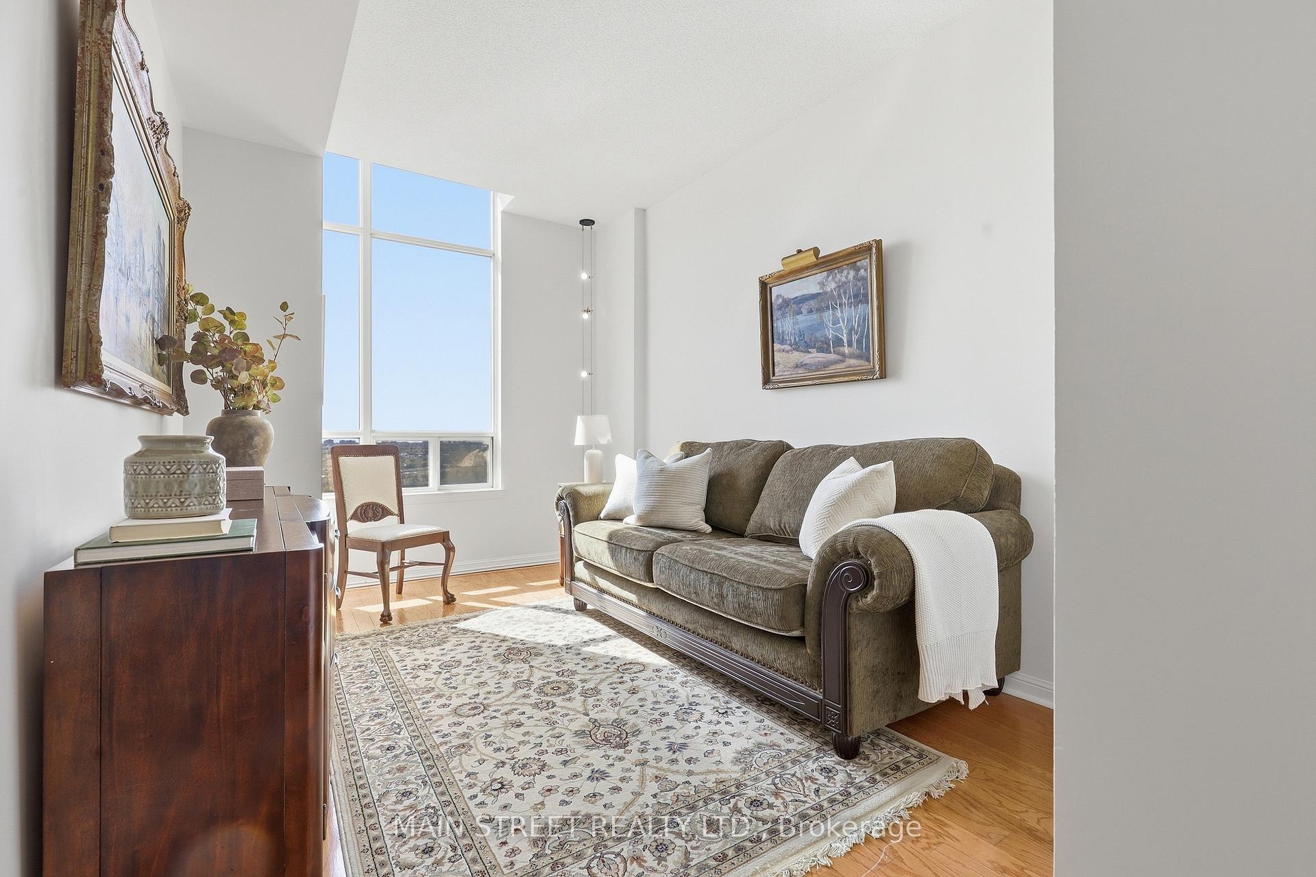 Photo 19 of Unit 1705, 110 Promenade Circle, Vaughan, Brownridge — HOMEH