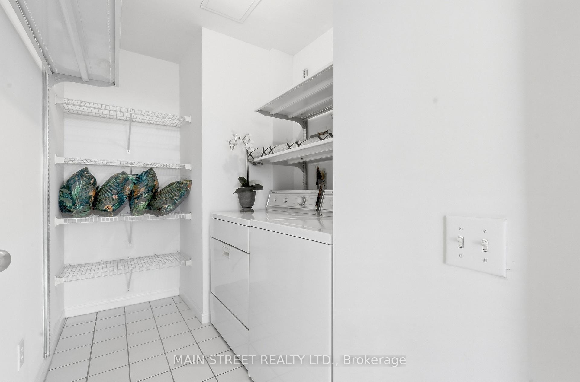 Photo 22 of Unit 1705, 110 Promenade Circle, Vaughan, Brownridge — HOMEH
