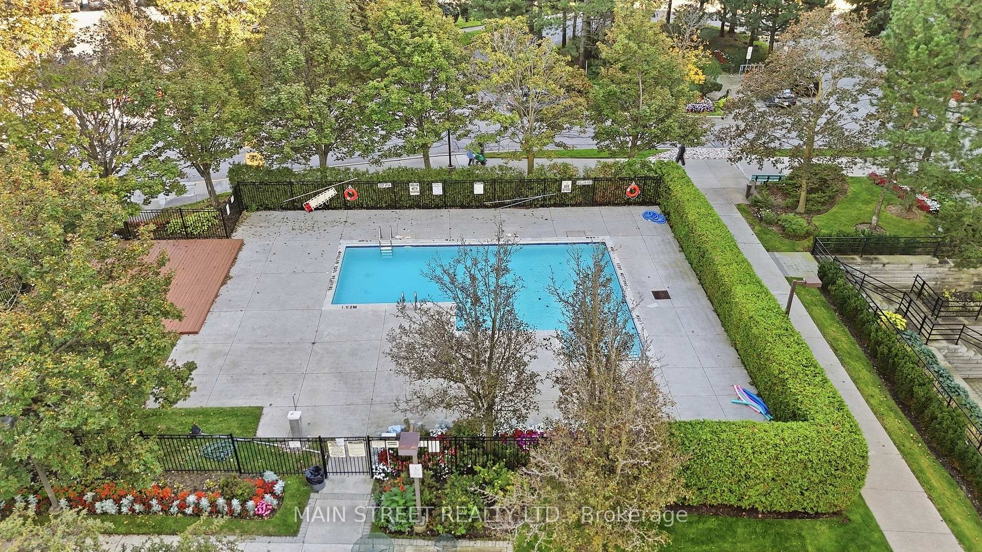 Photo 27 of Unit 1705, 110 Promenade Circle, Vaughan, Brownridge — HOMEH