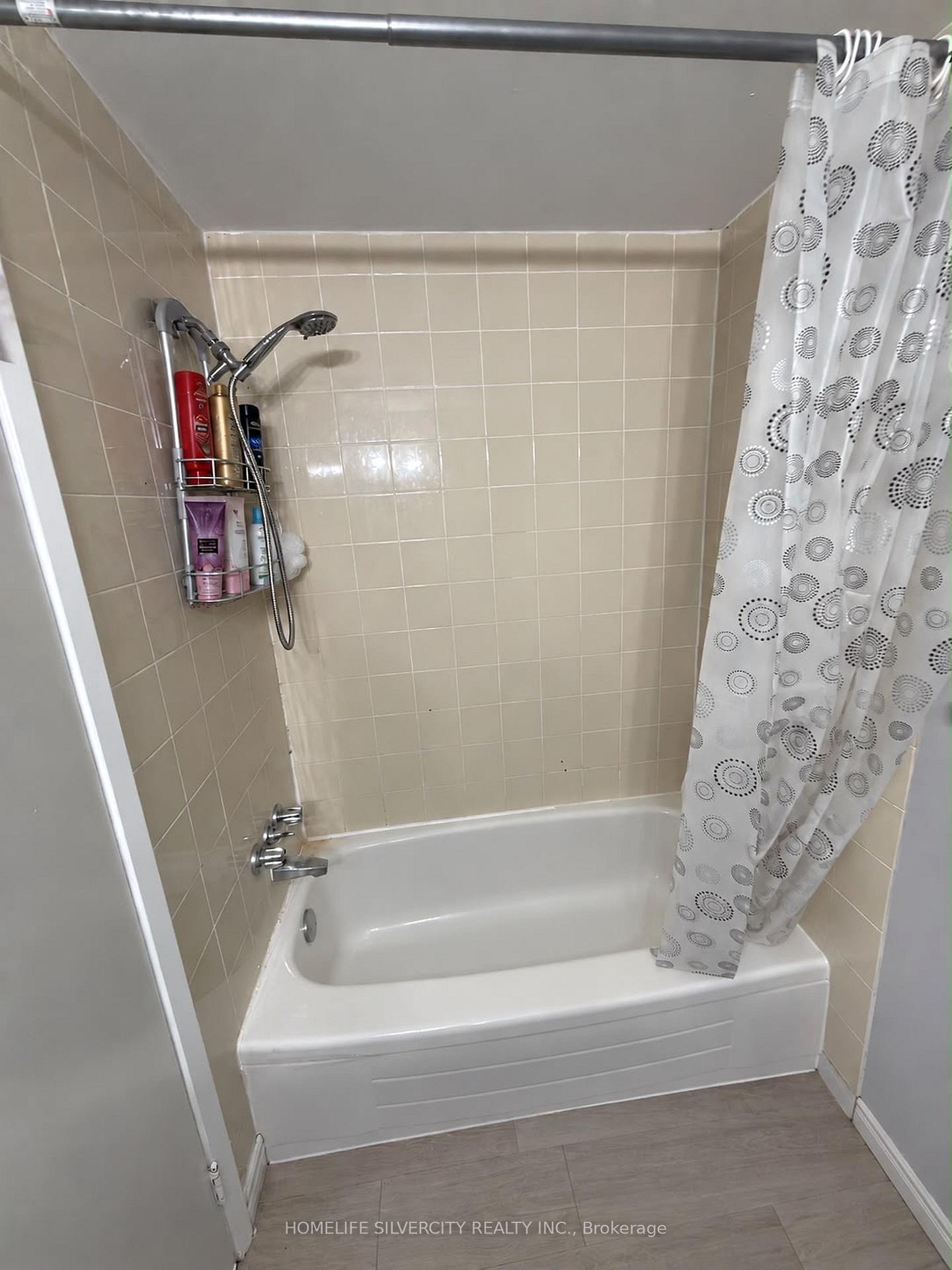 Photo 16 of Unit 2, 550 Second Street, London, East H — HOMEH