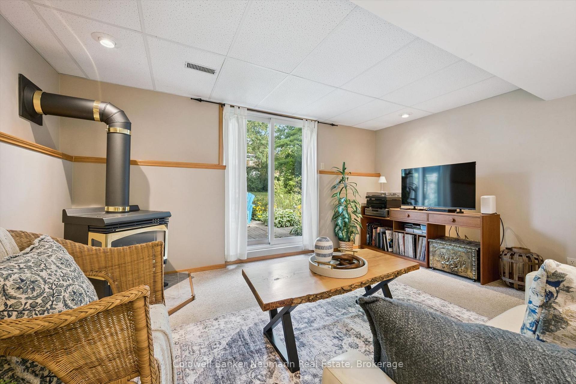 Photo 18 of 24 Briarlea Road, Guelph, Kortright West — HOMEH