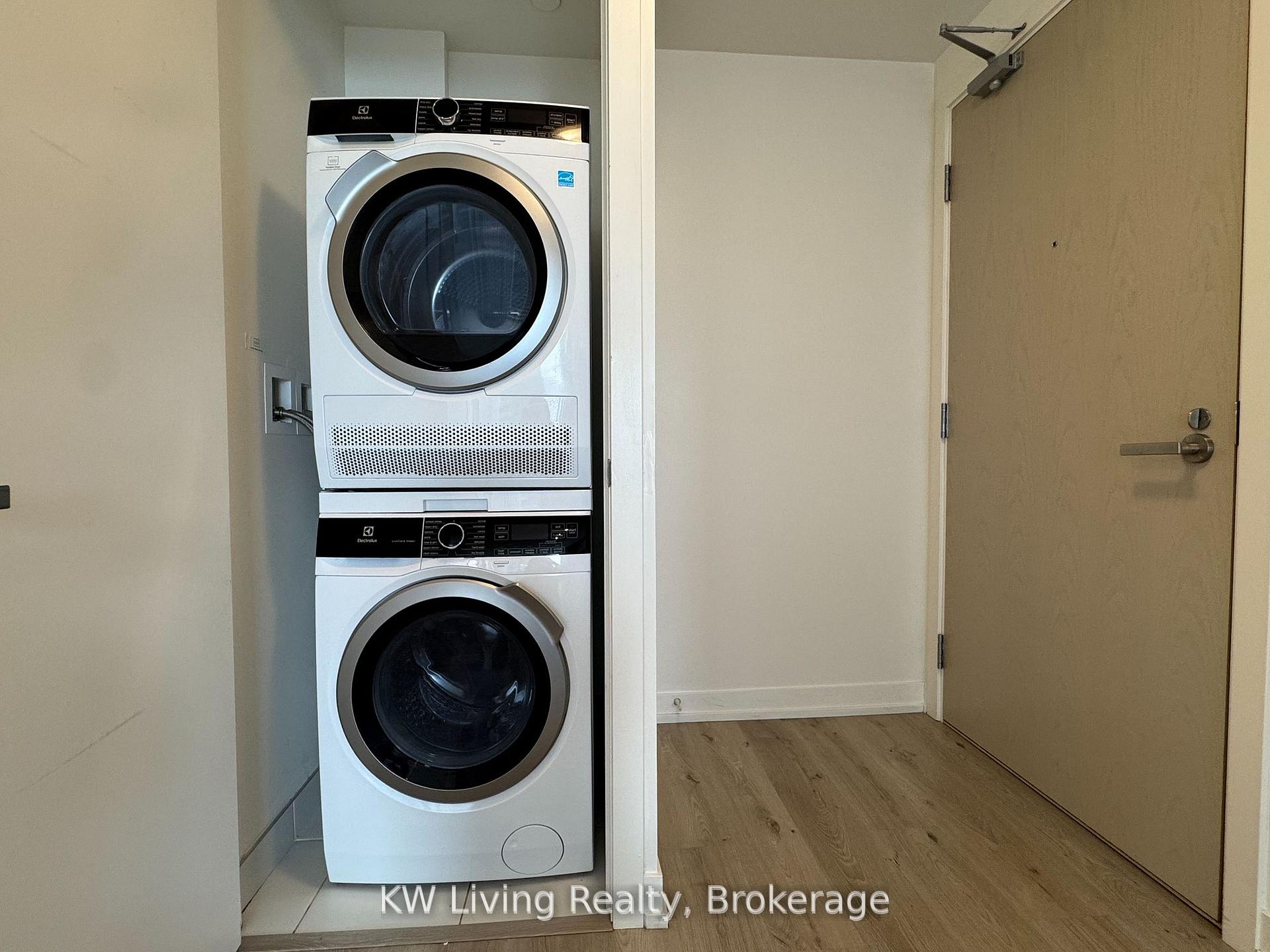 Photo 10 of Unit 2608, 138 Downes Street, Toronto, Waterfront Communities — HOMEH