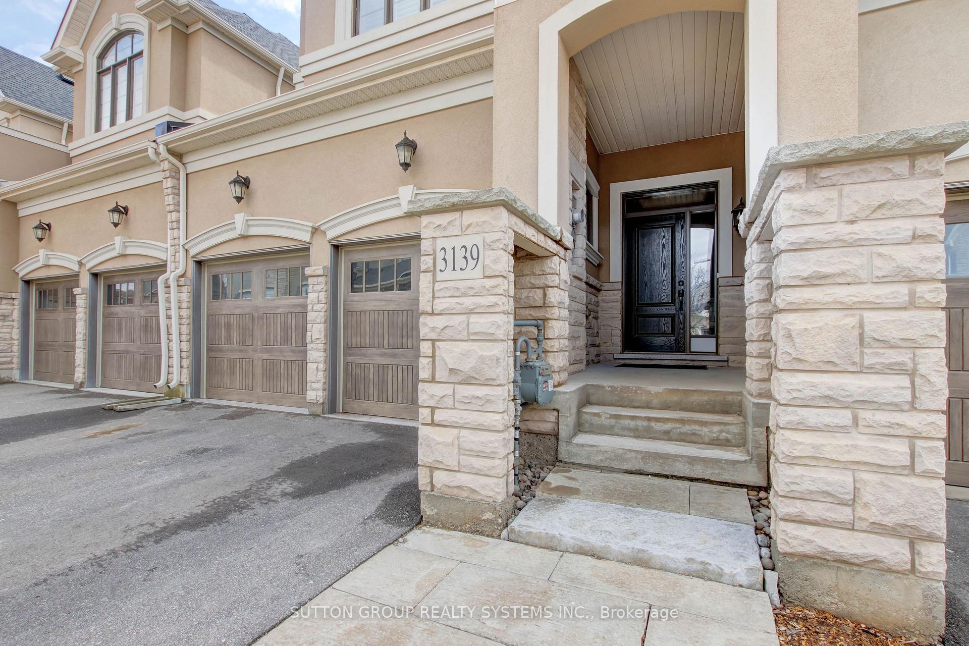 Photo 2 of 3139 Riverpath Common, Oakville, Rural Oakville — HOMEH