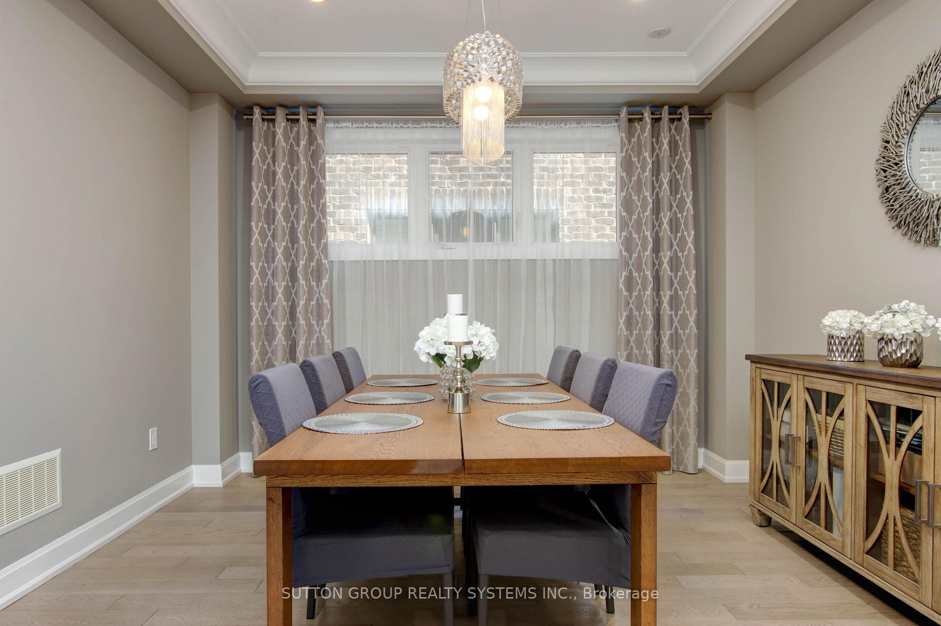 Photo 6 of 3139 Riverpath Common, Oakville, Rural Oakville — HOMEH