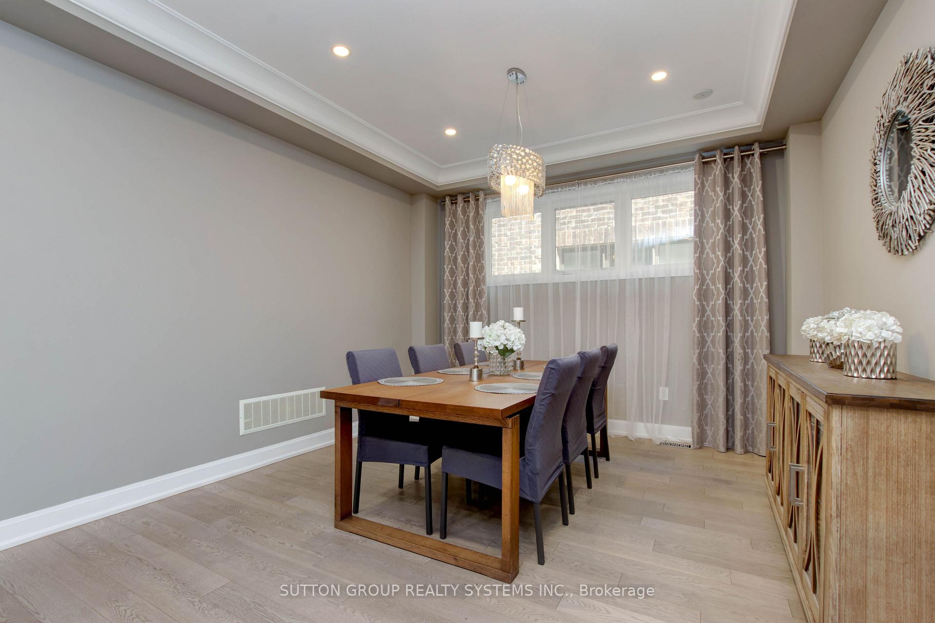 Photo 7 of 3139 Riverpath Common, Oakville, Rural Oakville — HOMEH