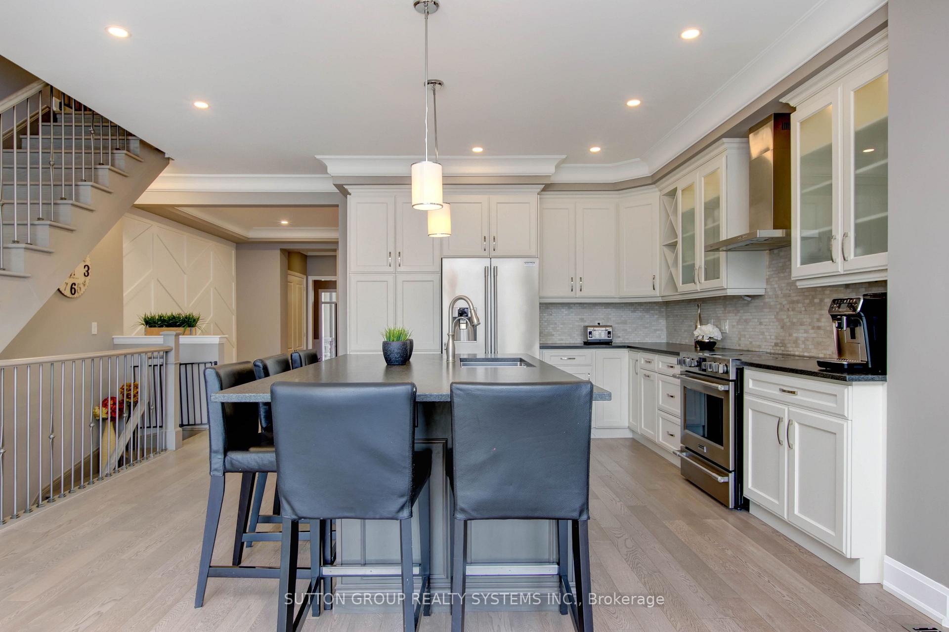 Photo 10 of 3139 Riverpath Common, Oakville, Rural Oakville — HOMEH