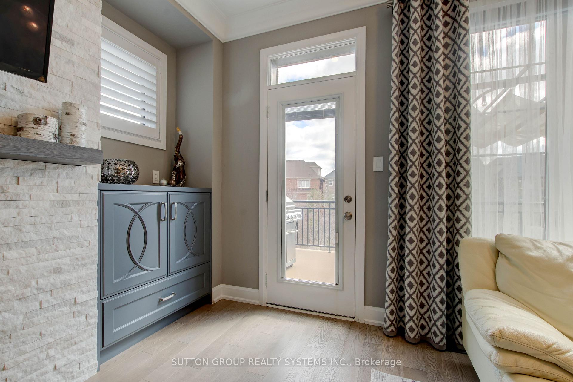 Photo 17 of 3139 Riverpath Common, Oakville, Rural Oakville — HOMEH