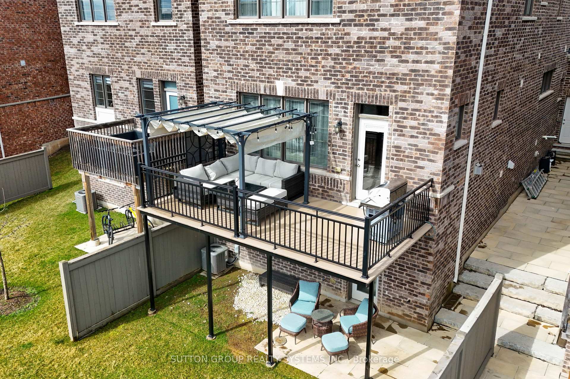 Photo 19 of 3139 Riverpath Common, Oakville, Rural Oakville — HOMEH