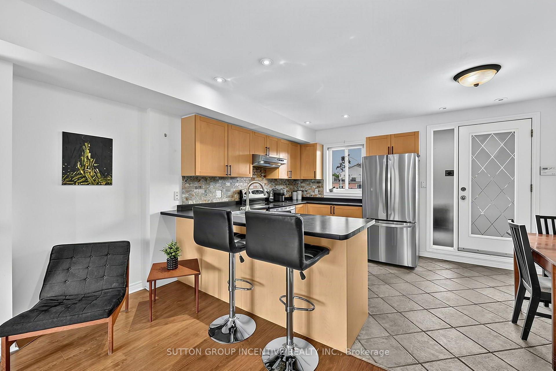 Photo 14 of 14 Connolly Street, Toronto, Weston-Pellam Park — HOMEH