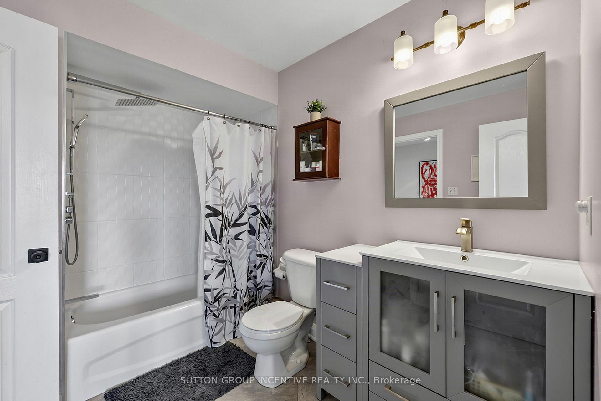 Photo 23 of 14 Connolly Street, Toronto, Weston-Pellam Park — HOMEH