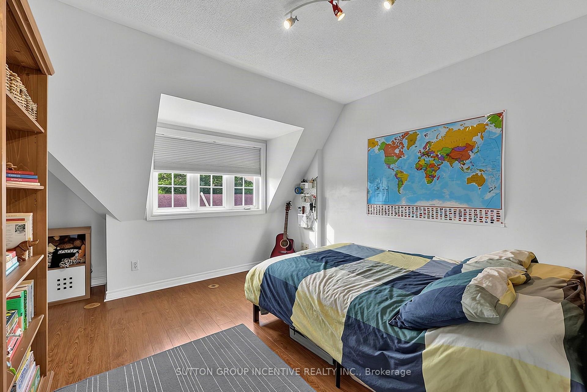 Photo 25 of 14 Connolly Street, Toronto, Weston-Pellam Park — HOMEH
