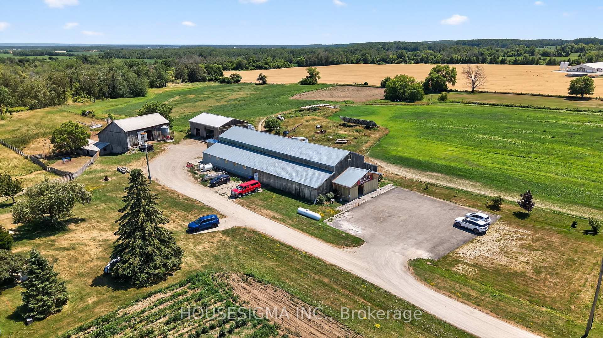 Photo of 1617 42 County Road