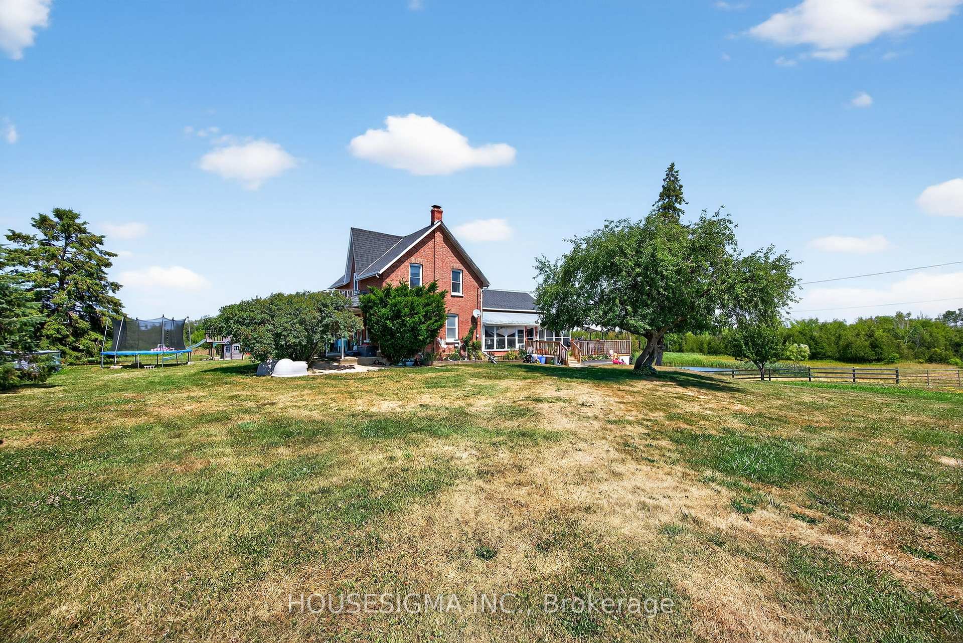 Photo 2 of 1617 42 County Road, Clearview, Rural Clearview — HOMEH