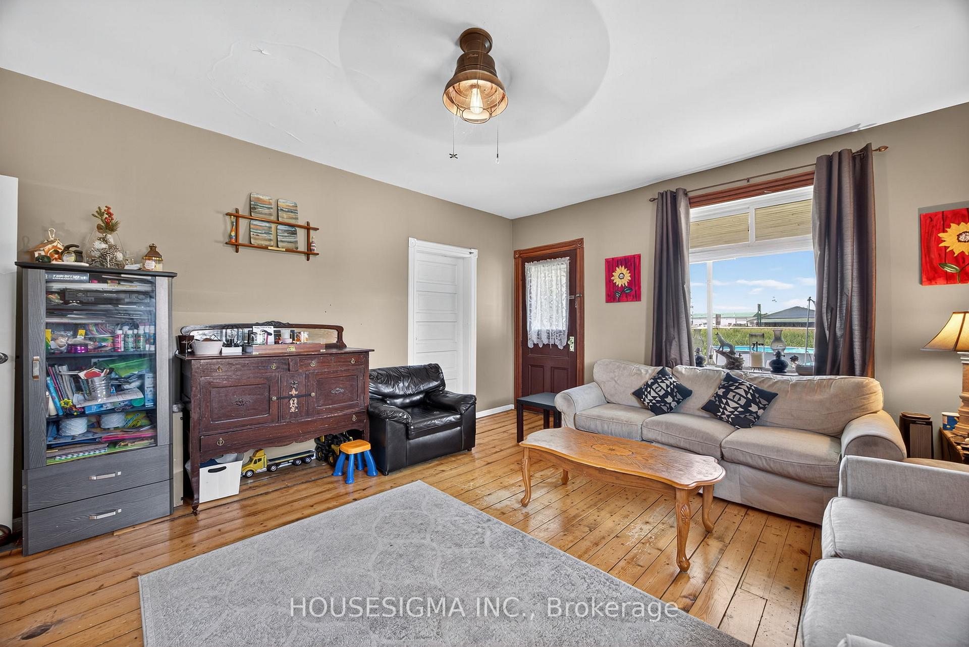 Photo 5 of 1617 42 County Road, Clearview, Rural Clearview — HOMEH