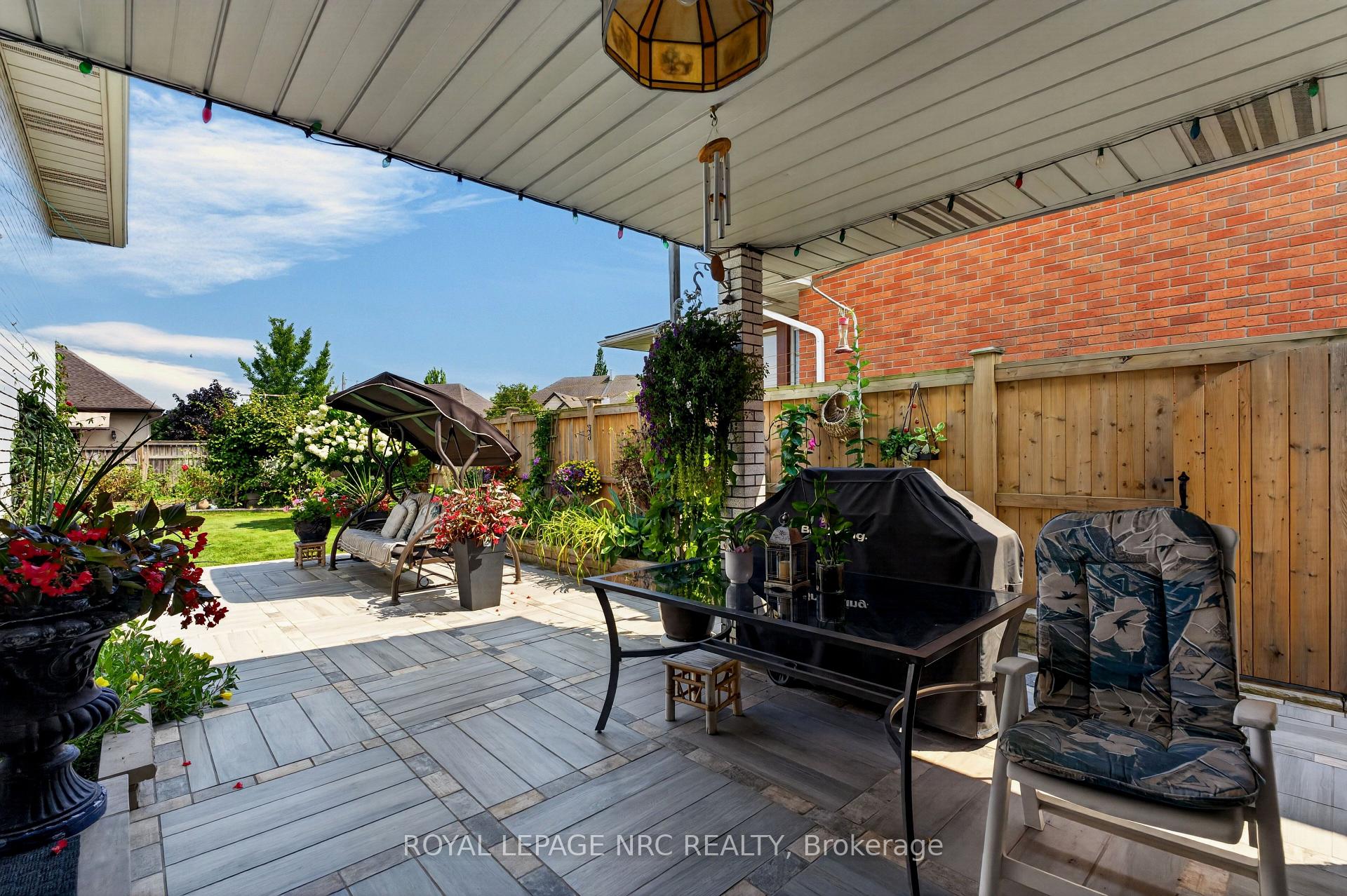 Photo 6 of 43 Brimley Crescent, St. Catharines, Lakeshore — HOMEH