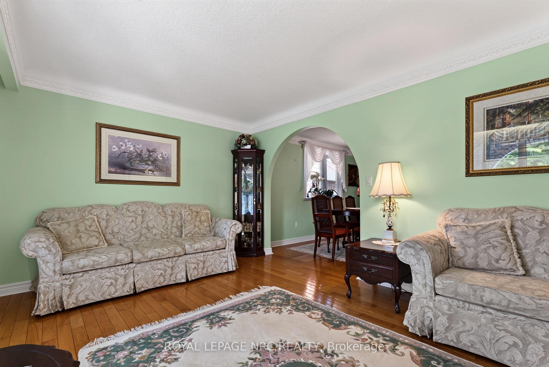 Photo 13 of 43 Brimley Crescent, St. Catharines, Lakeshore — HOMEH