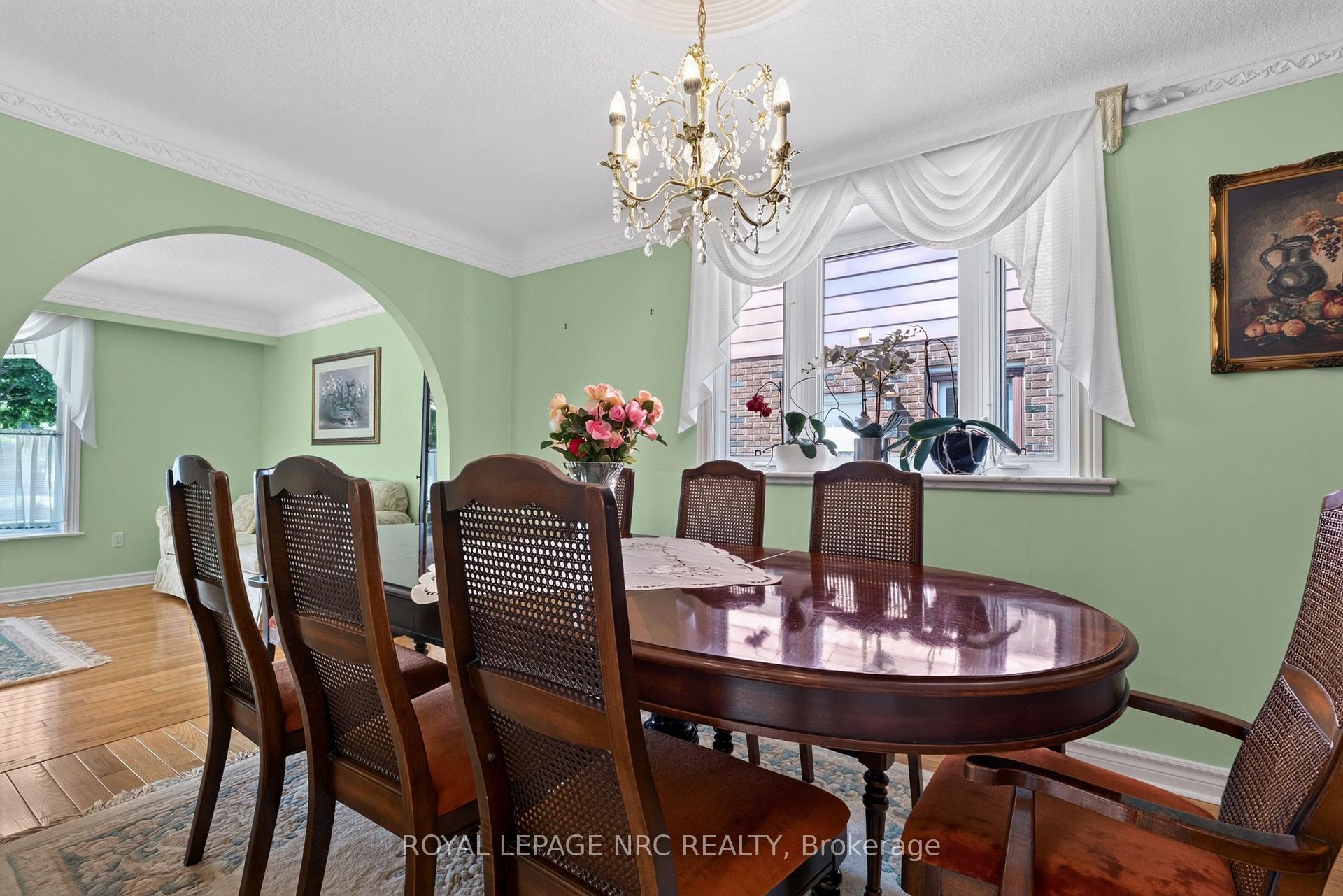 Photo 17 of 43 Brimley Crescent, St. Catharines, Lakeshore — HOMEH