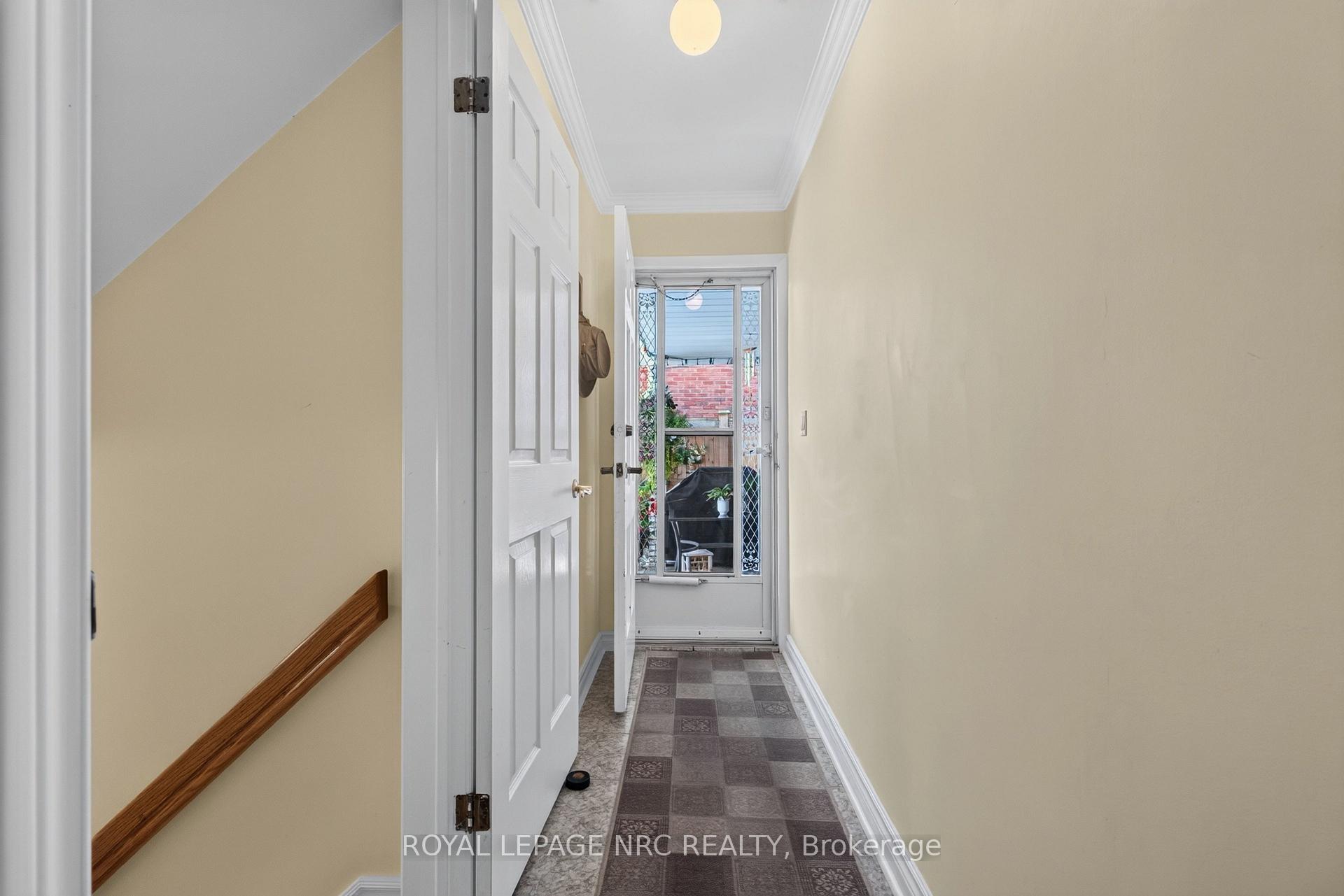Photo 23 of 43 Brimley Crescent, St. Catharines, Lakeshore — HOMEH