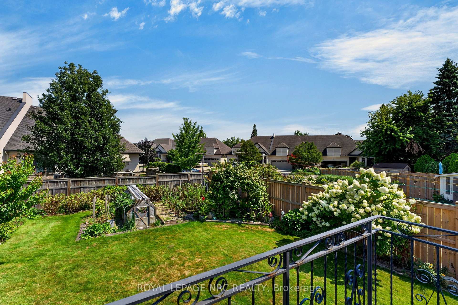 Photo 30 of 43 Brimley Crescent, St. Catharines, Lakeshore — HOMEH