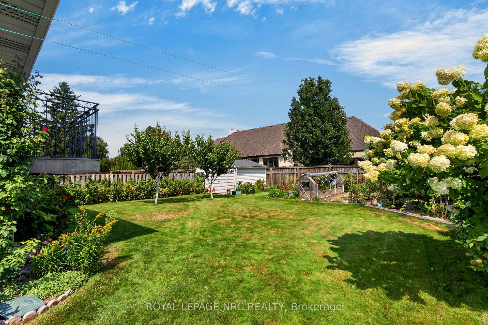 Photo 45 of 43 Brimley Crescent, St. Catharines, Lakeshore — HOMEH