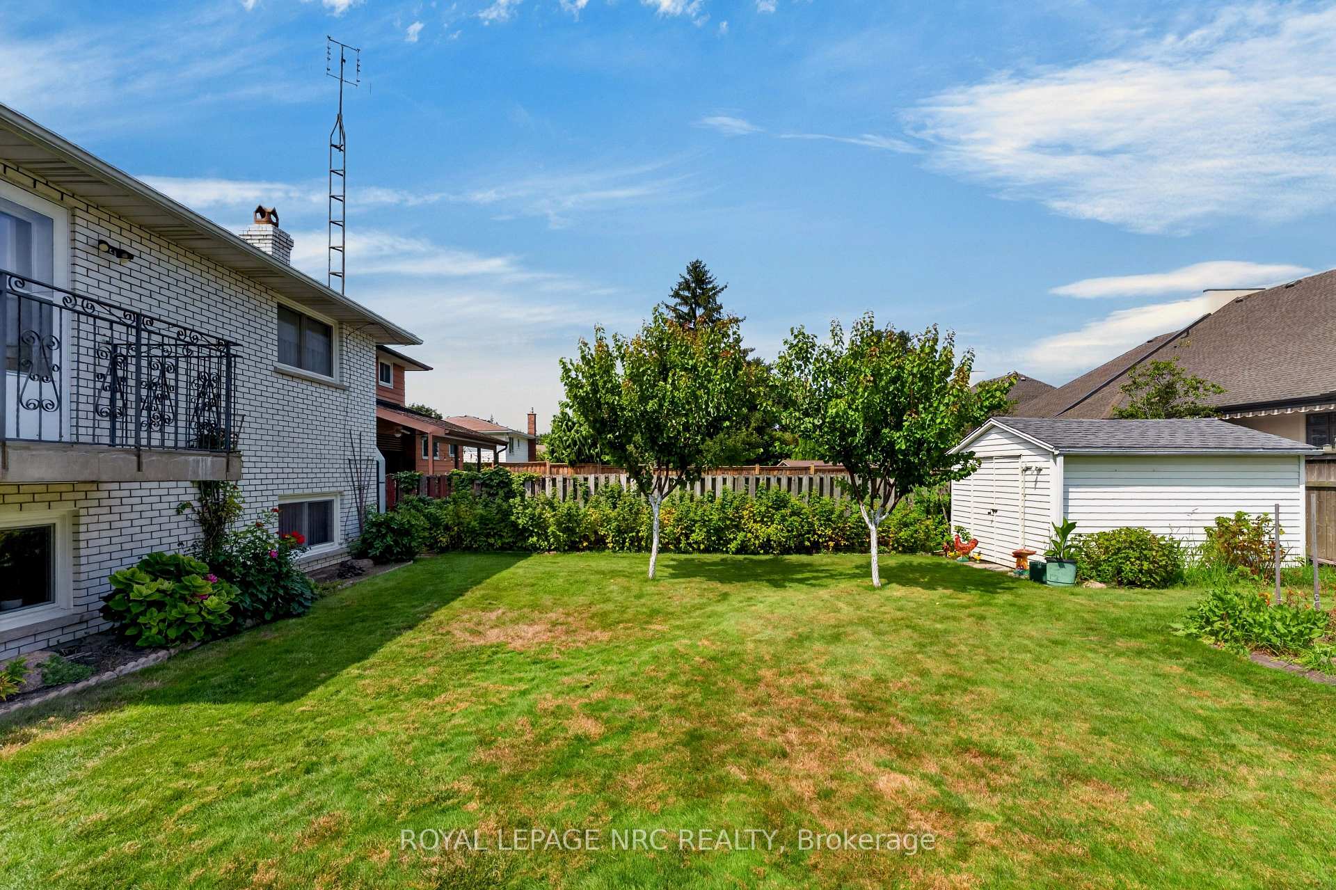Photo 46 of 43 Brimley Crescent, St. Catharines, Lakeshore — HOMEH