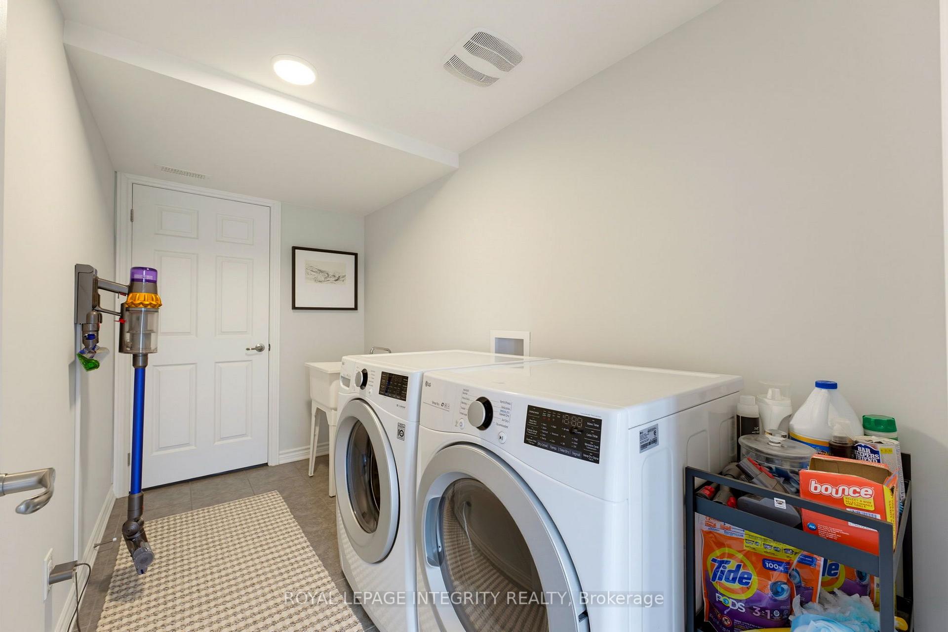 Photo 6 of 66 Feathertop Lane, Ottawa, Kanata - Emerald Meadows/Trailwest — HOMEH