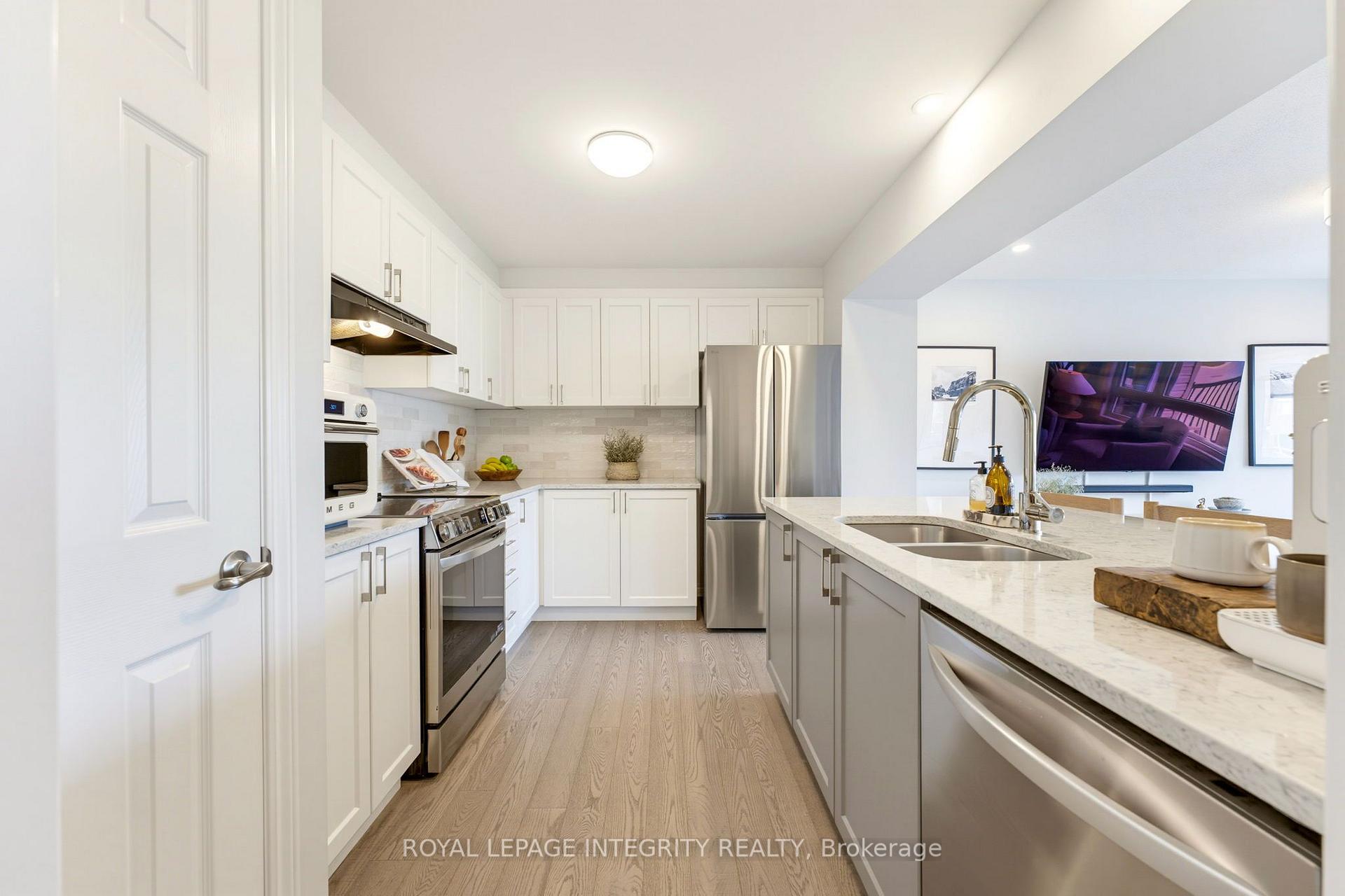 Photo 8 of 66 Feathertop Lane, Ottawa, Kanata - Emerald Meadows/Trailwest — HOMEH