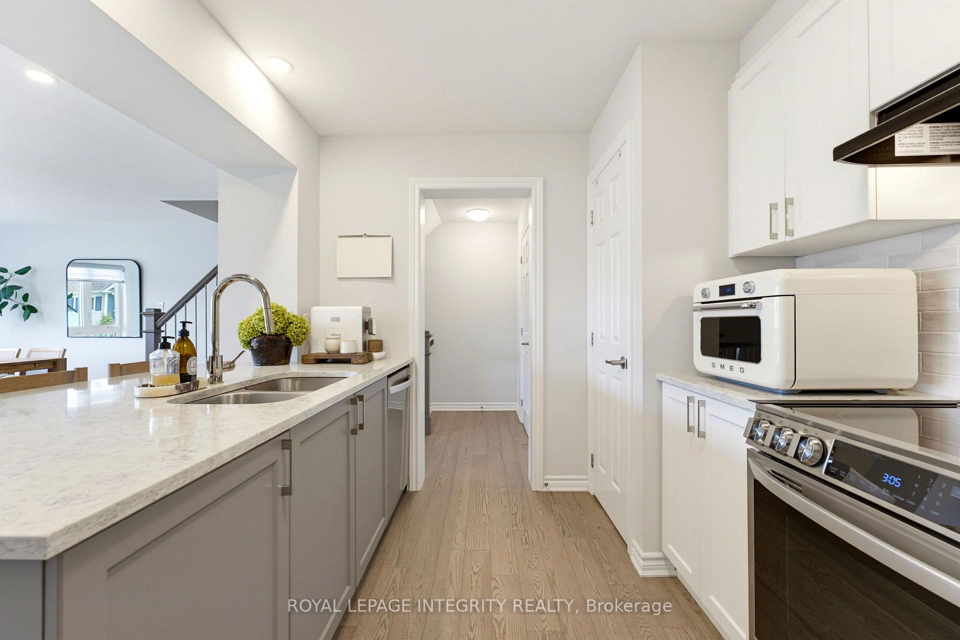 Photo 10 of 66 Feathertop Lane, Ottawa, Kanata - Emerald Meadows/Trailwest — HOMEH