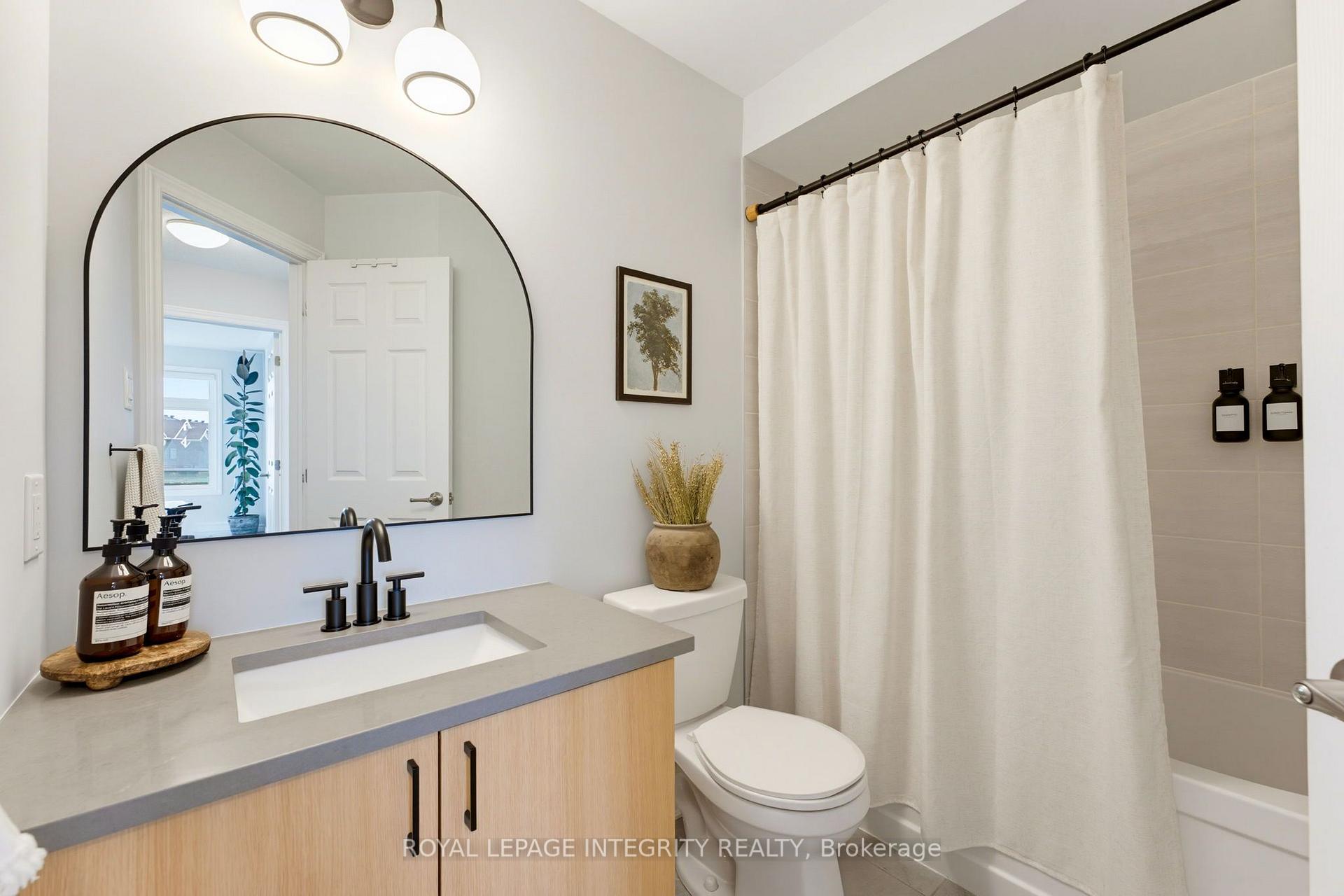 Photo 32 of 66 Feathertop Lane, Ottawa, Kanata - Emerald Meadows/Trailwest — HOMEH