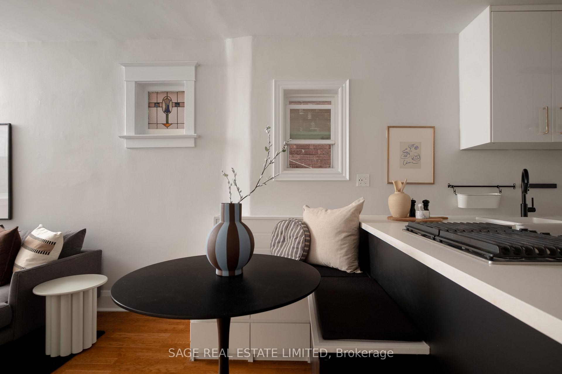 Photo 7 of 74 Barrington Avenue, Toronto, Woodbine-Lumsden — HOMEH