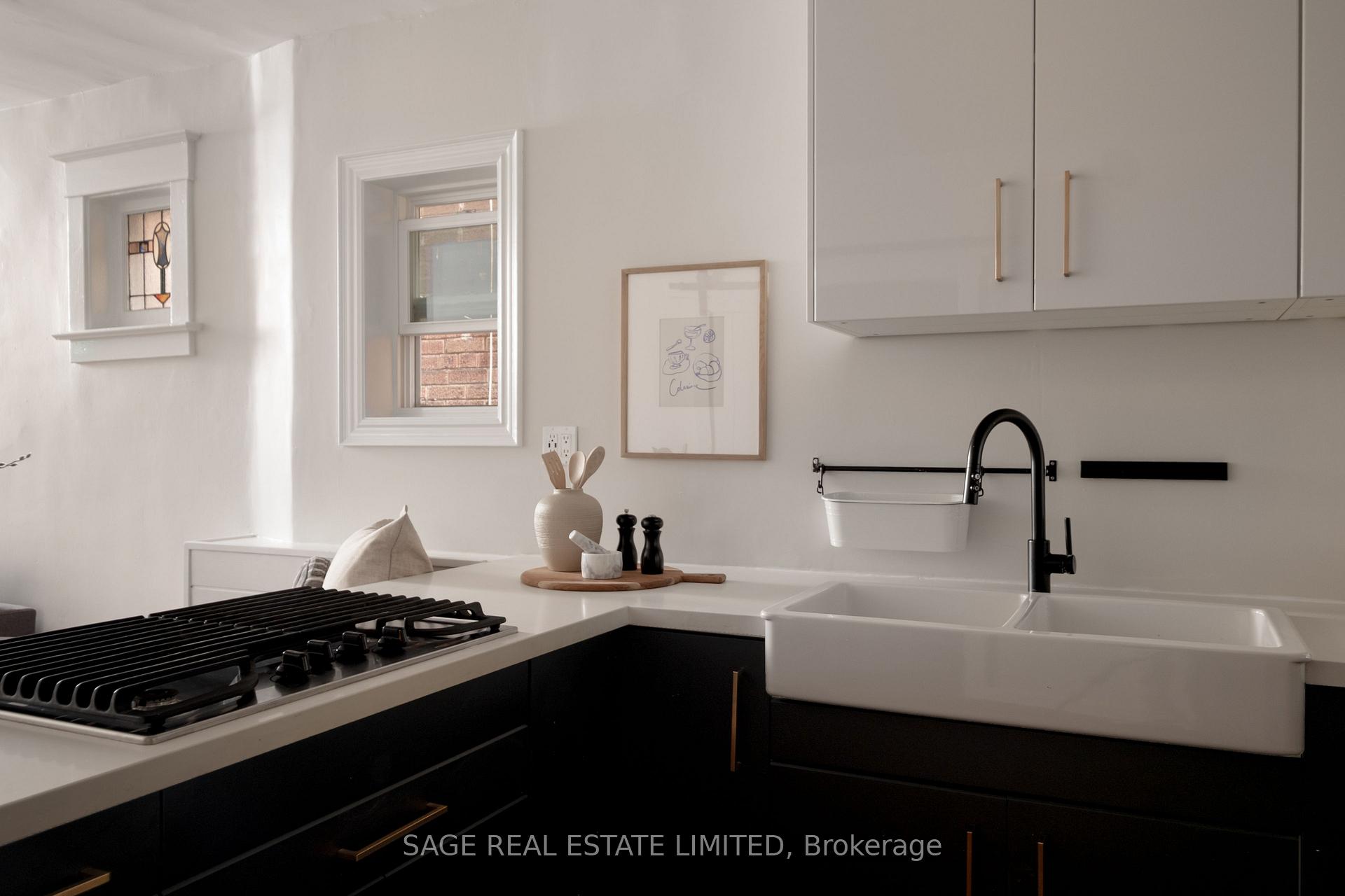Photo 9 of 74 Barrington Avenue, Toronto, Woodbine-Lumsden — HOMEH