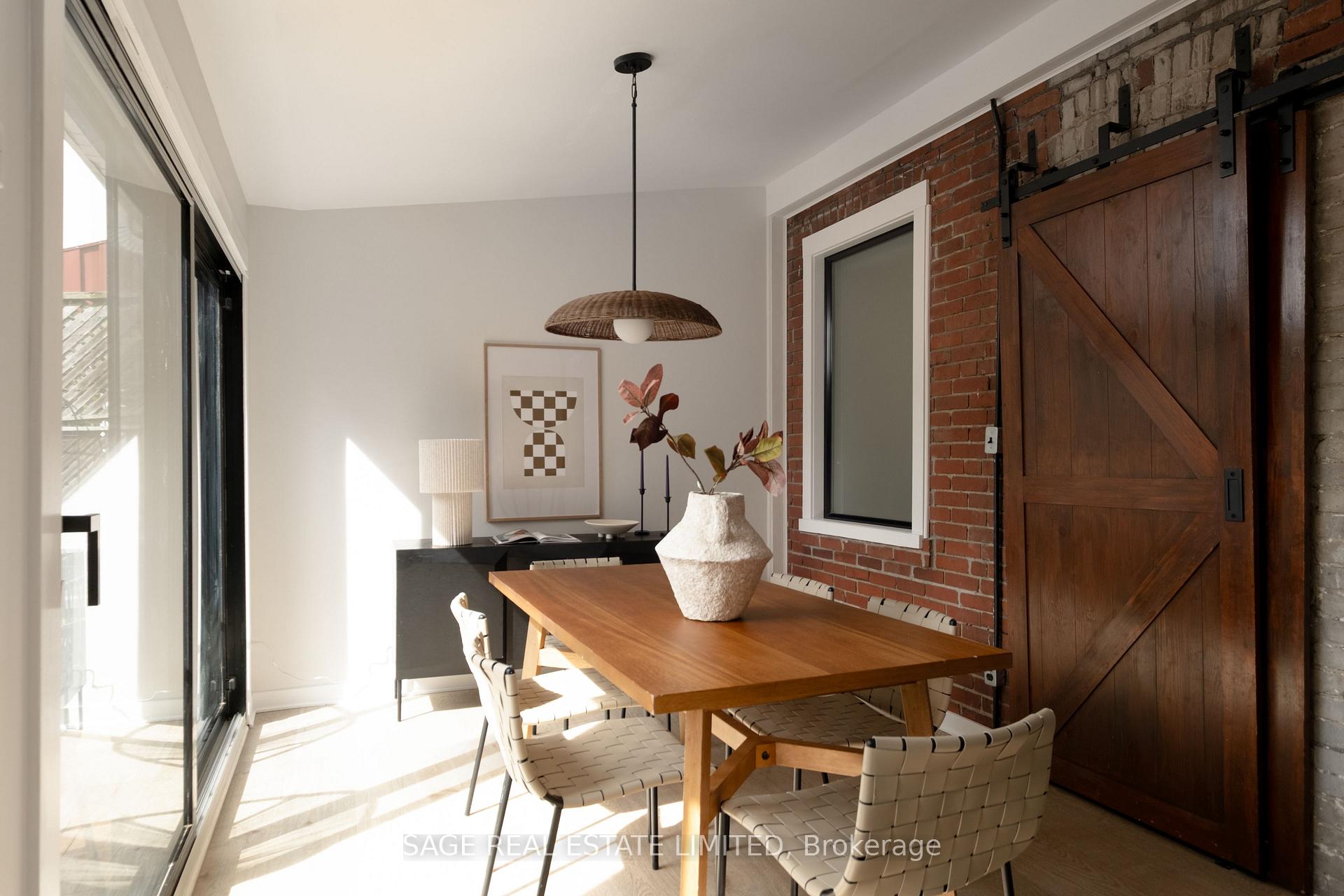 Photo 16 of 74 Barrington Avenue, Toronto, Woodbine-Lumsden — HOMEH