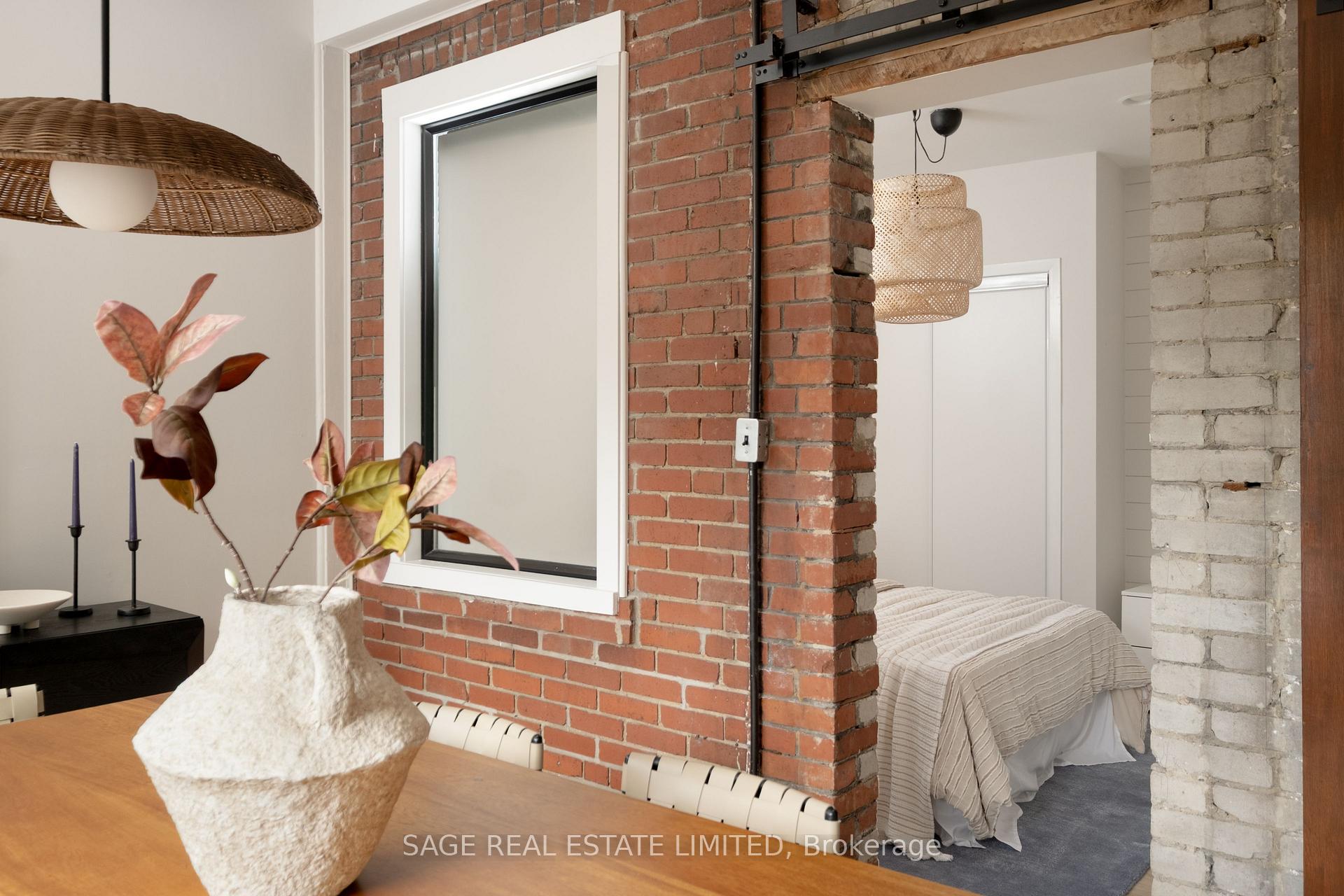 Photo 18 of 74 Barrington Avenue, Toronto, Woodbine-Lumsden — HOMEH