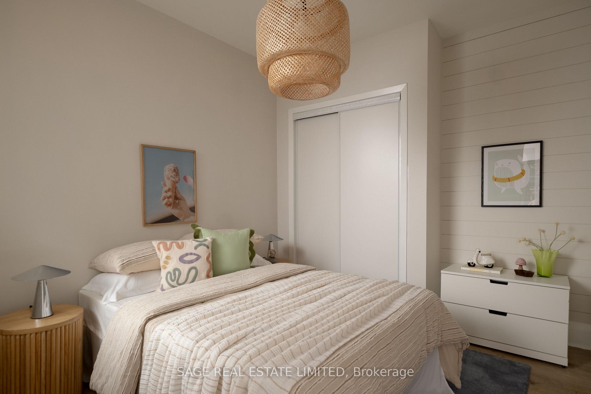 Photo 19 of 74 Barrington Avenue, Toronto, Woodbine-Lumsden — HOMEH