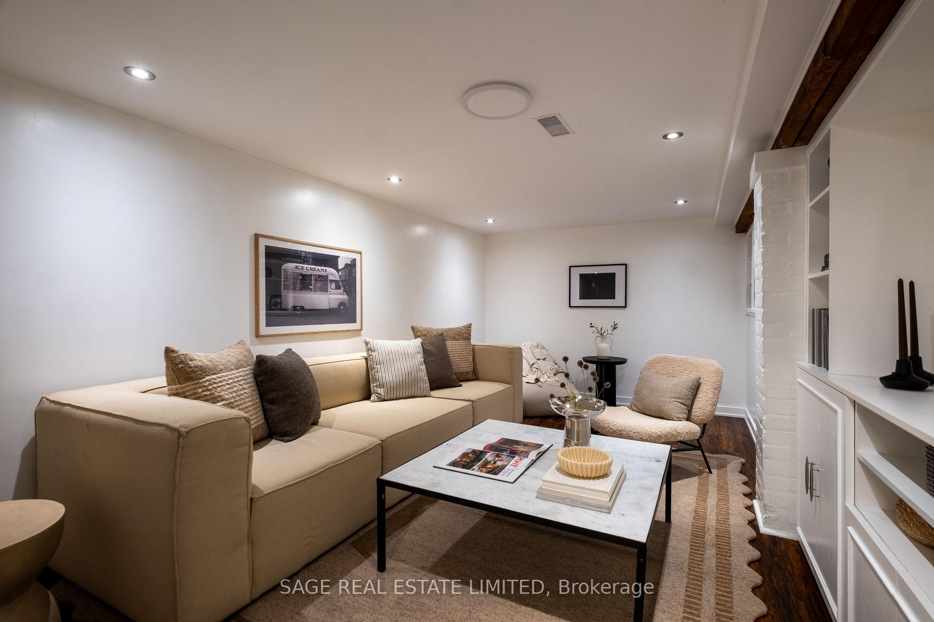 Photo 38 of 74 Barrington Avenue, Toronto, Woodbine-Lumsden — HOMEH