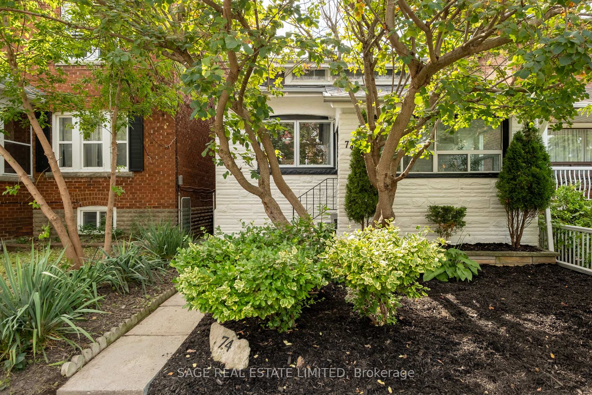 Photo 45 of 74 Barrington Avenue, Toronto, Woodbine-Lumsden — HOMEH