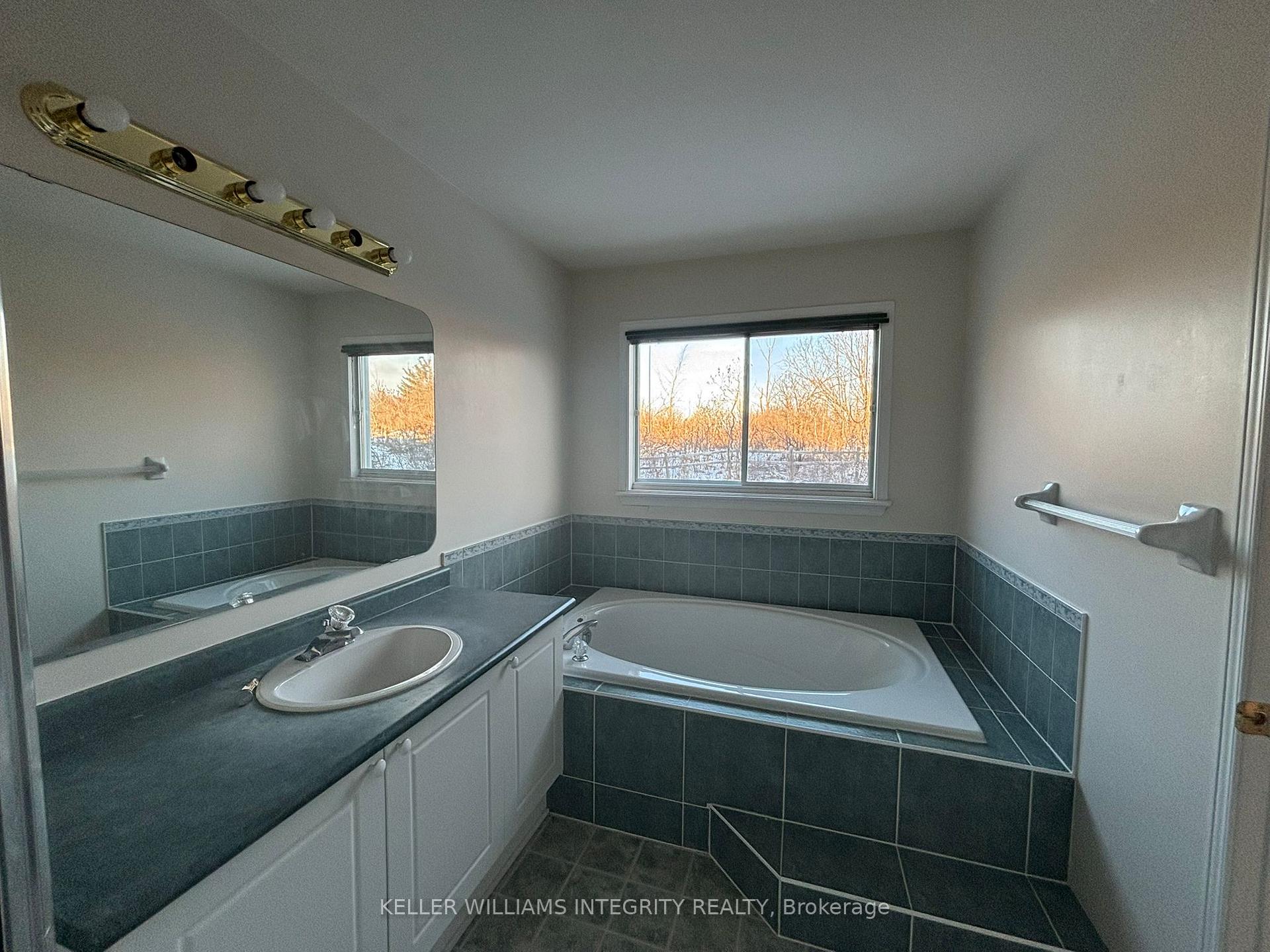 Photo 7 of 150 Blackdome Crescent, Ottawa, Kanata - Kanata Lakes/Heritage Hills — HOMEH