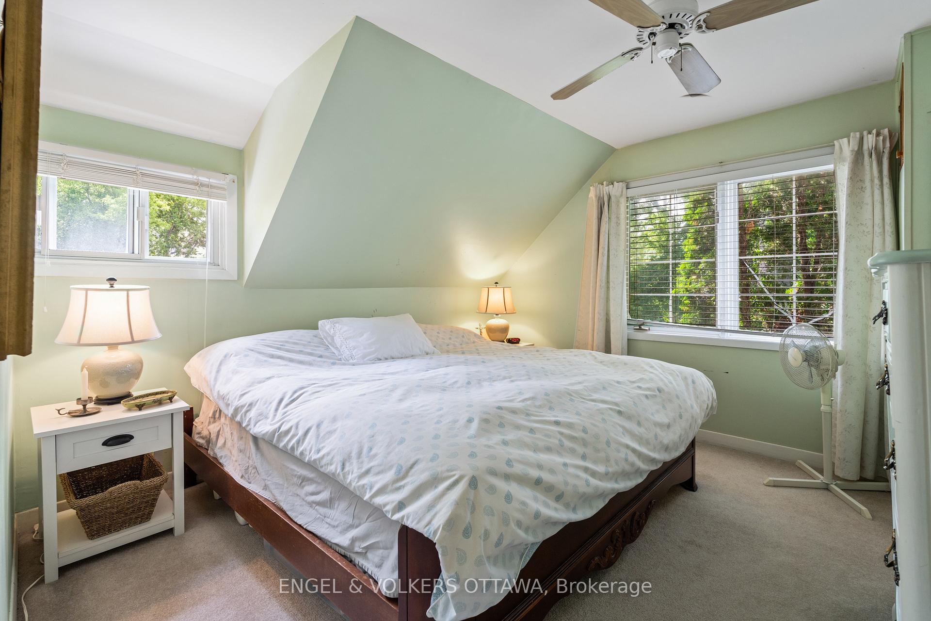 Photo 14 of 1119 Tighe Street, Ottawa, Manotick Village & Manotick Estates — HOMEH