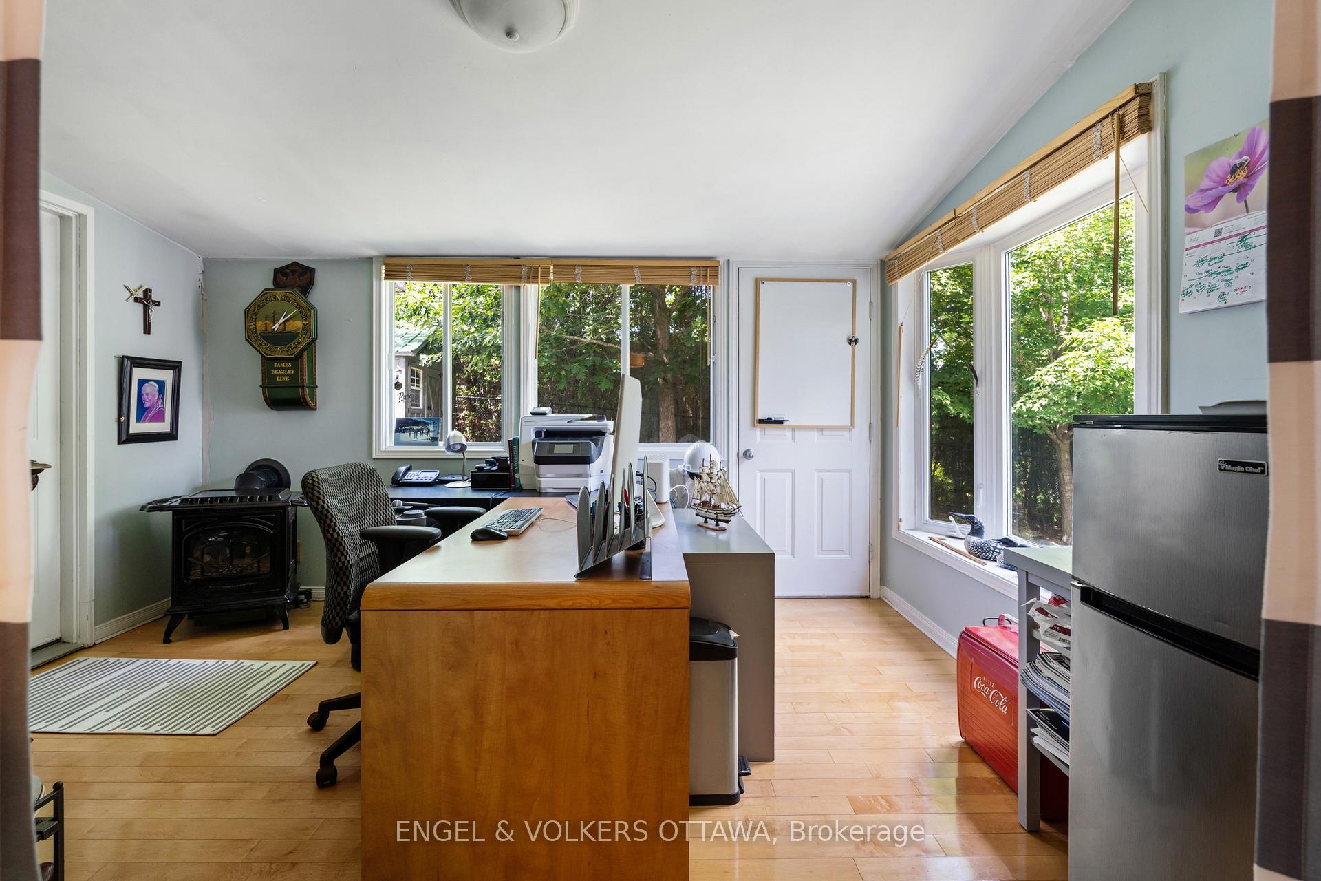 Photo 18 of 1119 Tighe Street, Ottawa, Manotick Village & Manotick Estates — HOMEH