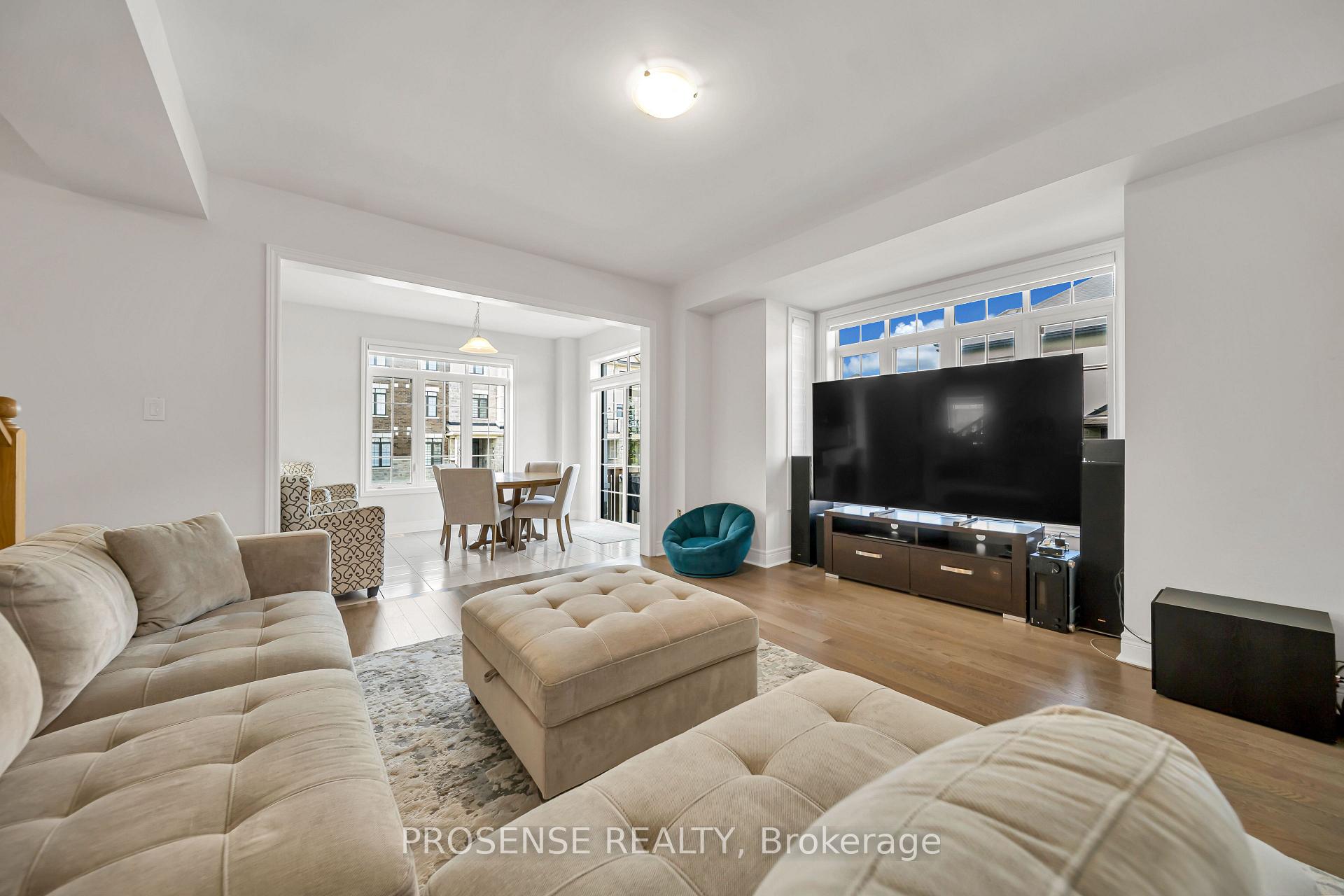 Photo 16 of 45 Keyworth Crescent, Brampton, Sandringham-Wellington North — HOMEH