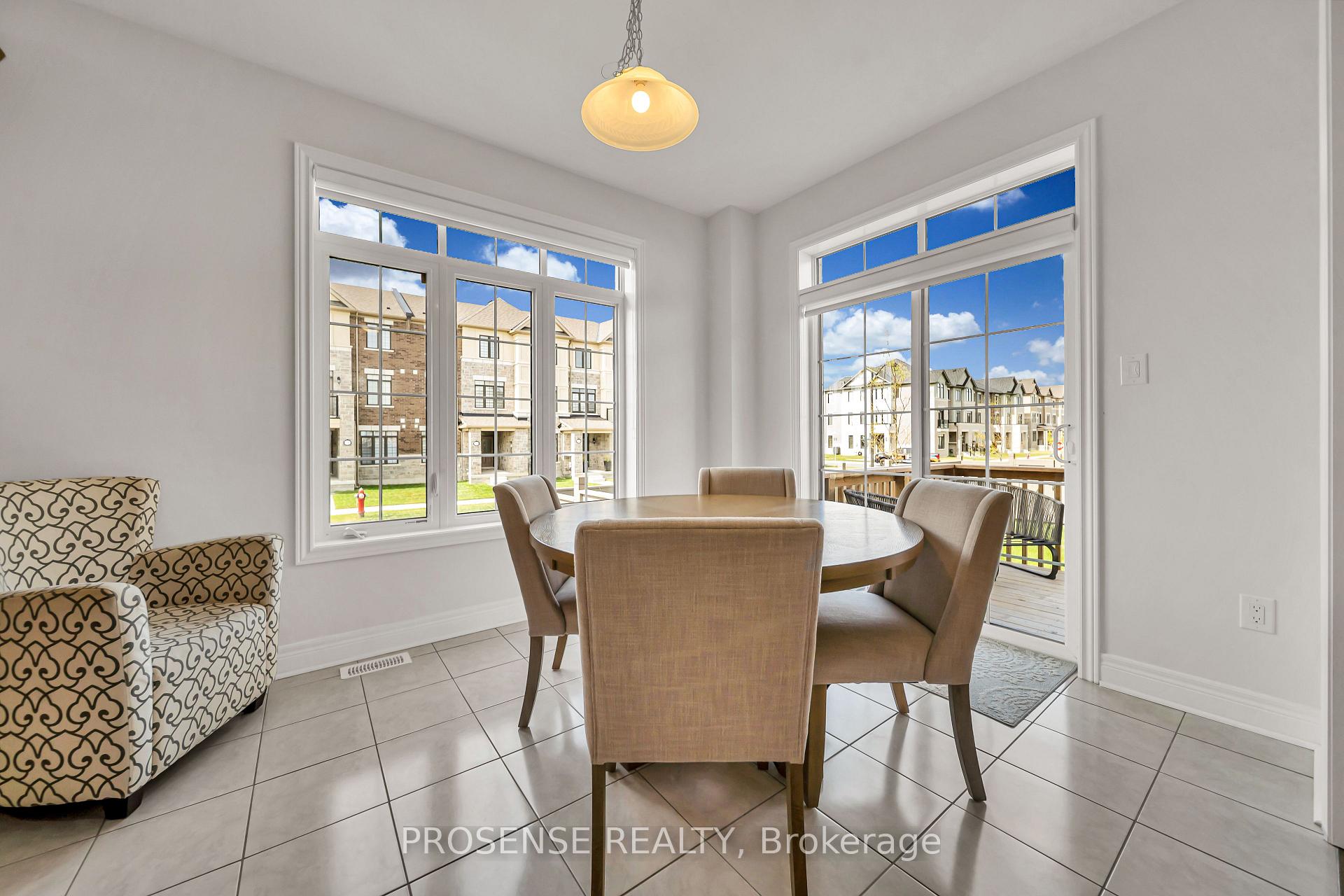 Photo 17 of 45 Keyworth Crescent, Brampton, Sandringham-Wellington North — HOMEH