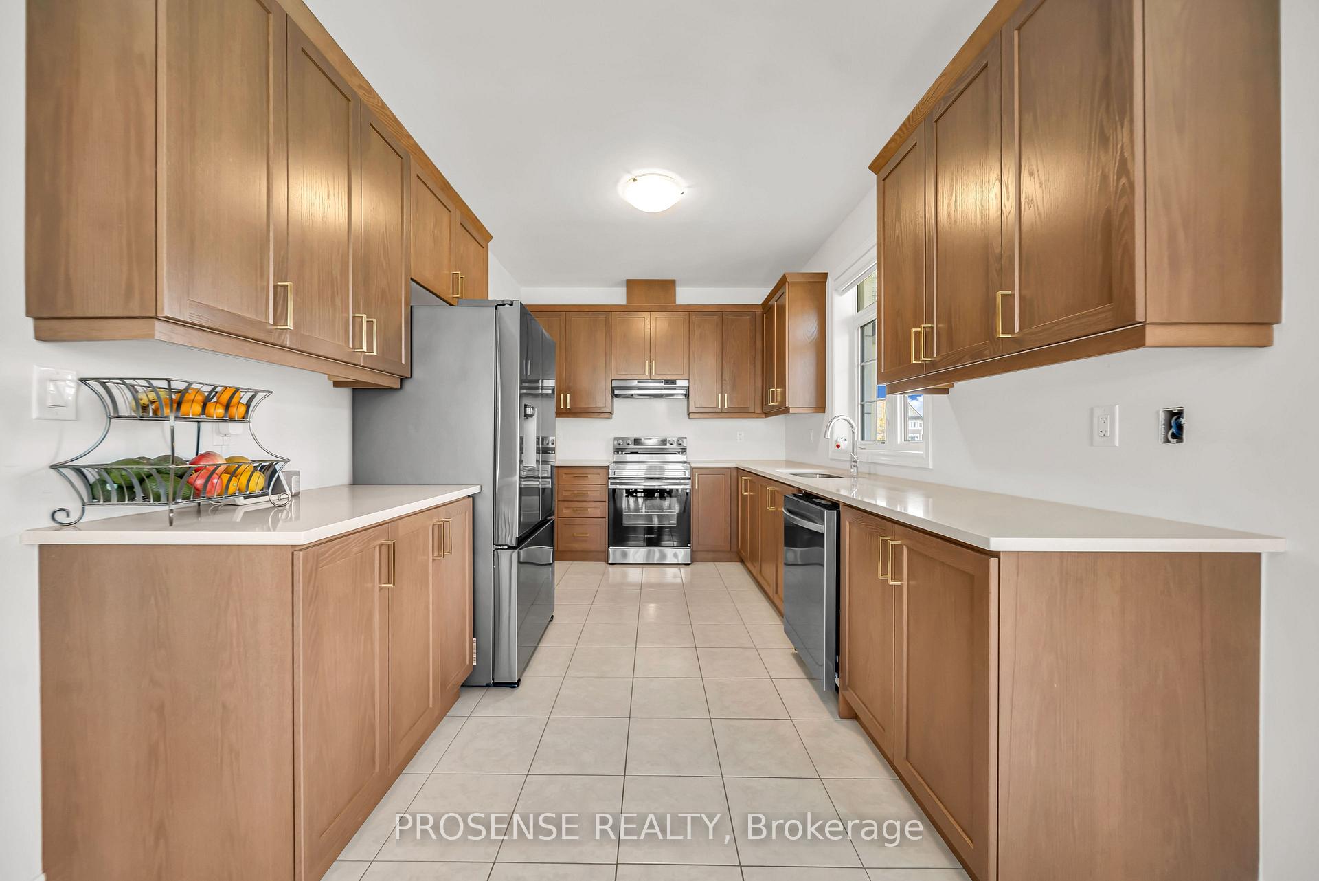 Photo 20 of 45 Keyworth Crescent, Brampton, Sandringham-Wellington North — HOMEH
