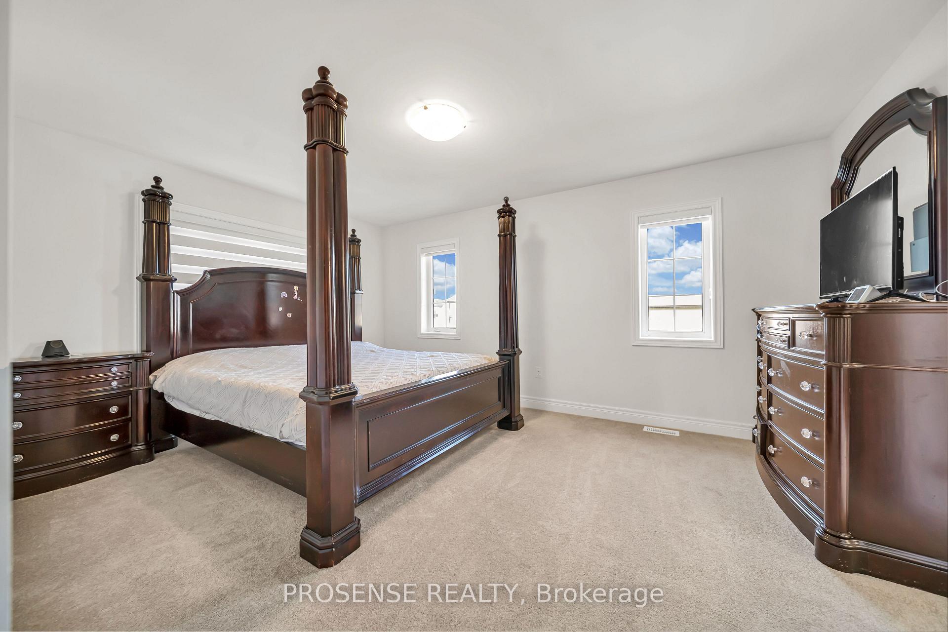 Photo 27 of 45 Keyworth Crescent, Brampton, Sandringham-Wellington North — HOMEH