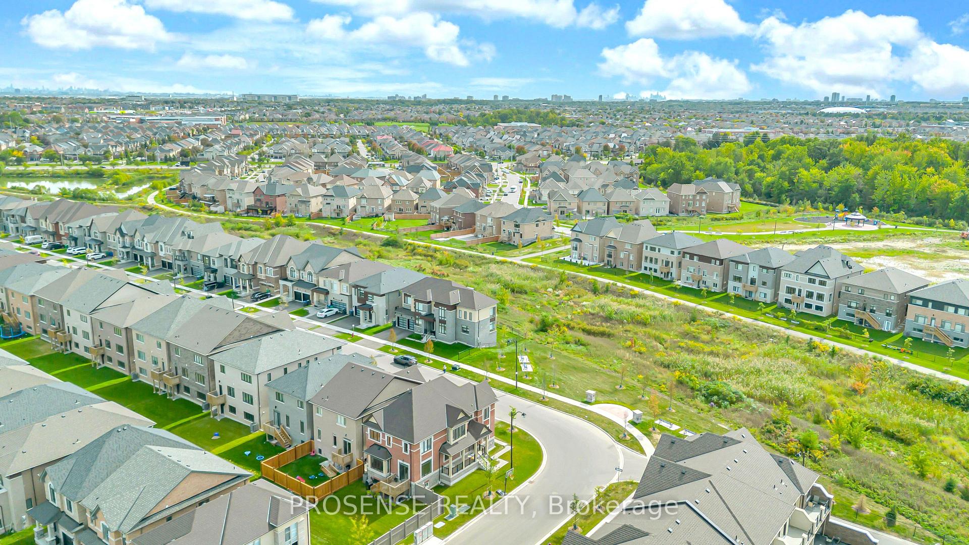 Photo 46 of 45 Keyworth Crescent, Brampton, Sandringham-Wellington North — HOMEH