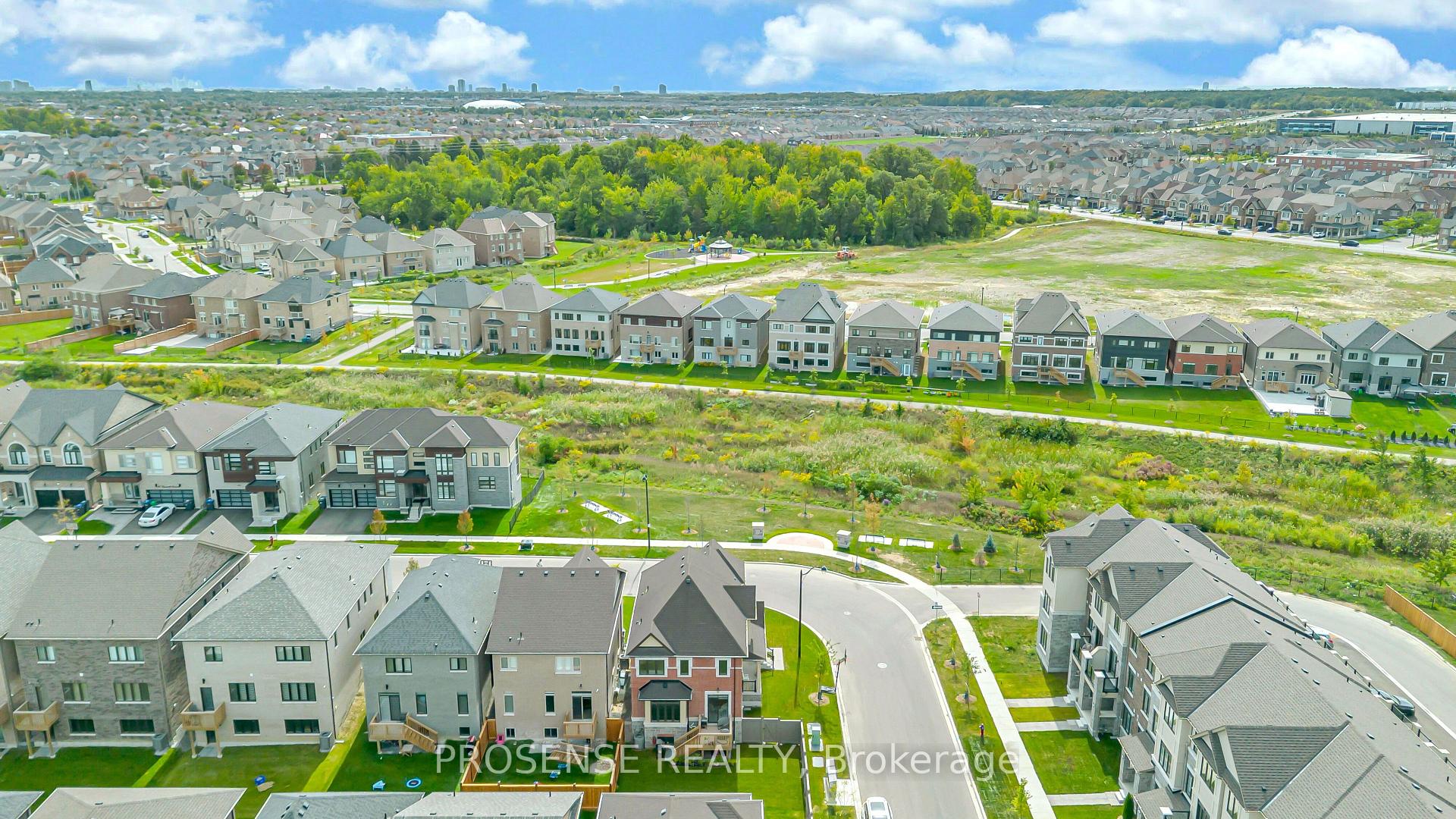 Photo 47 of 45 Keyworth Crescent, Brampton, Sandringham-Wellington North — HOMEH