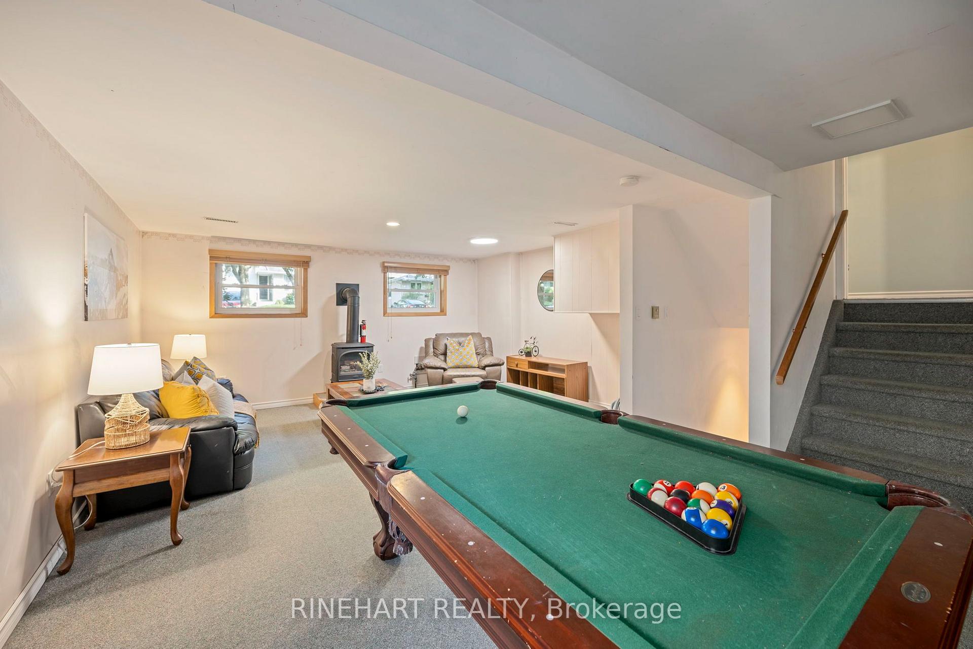 Photo 21 of 140 Paperbirch Crescent, London, North K — HOMEH