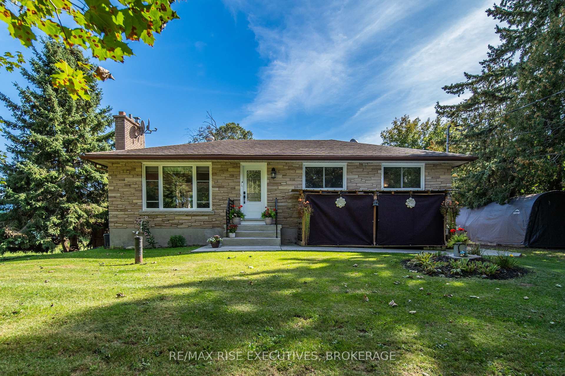 Photo 2 of 2547 Kepler Road, Kingston, City North of 401 — HOMEH
