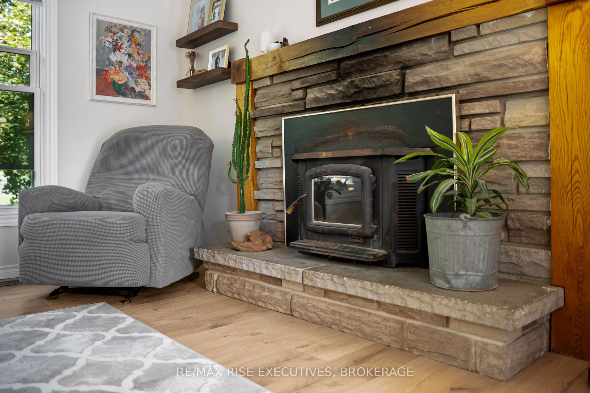 Photo 7 of 2547 Kepler Road, Kingston, City North of 401 — HOMEH